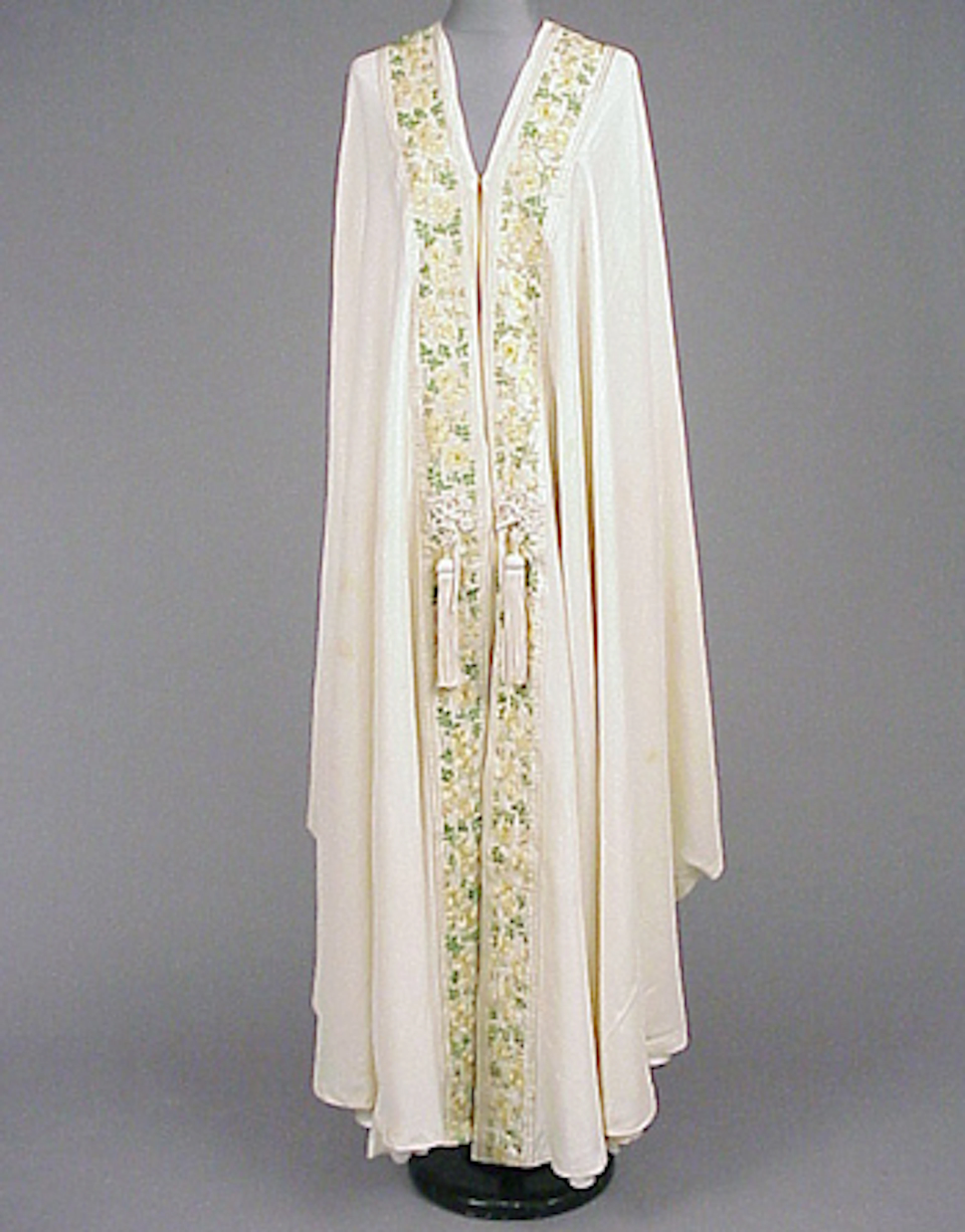 Iida/Takashimaya Embroidered Silk Burnoose