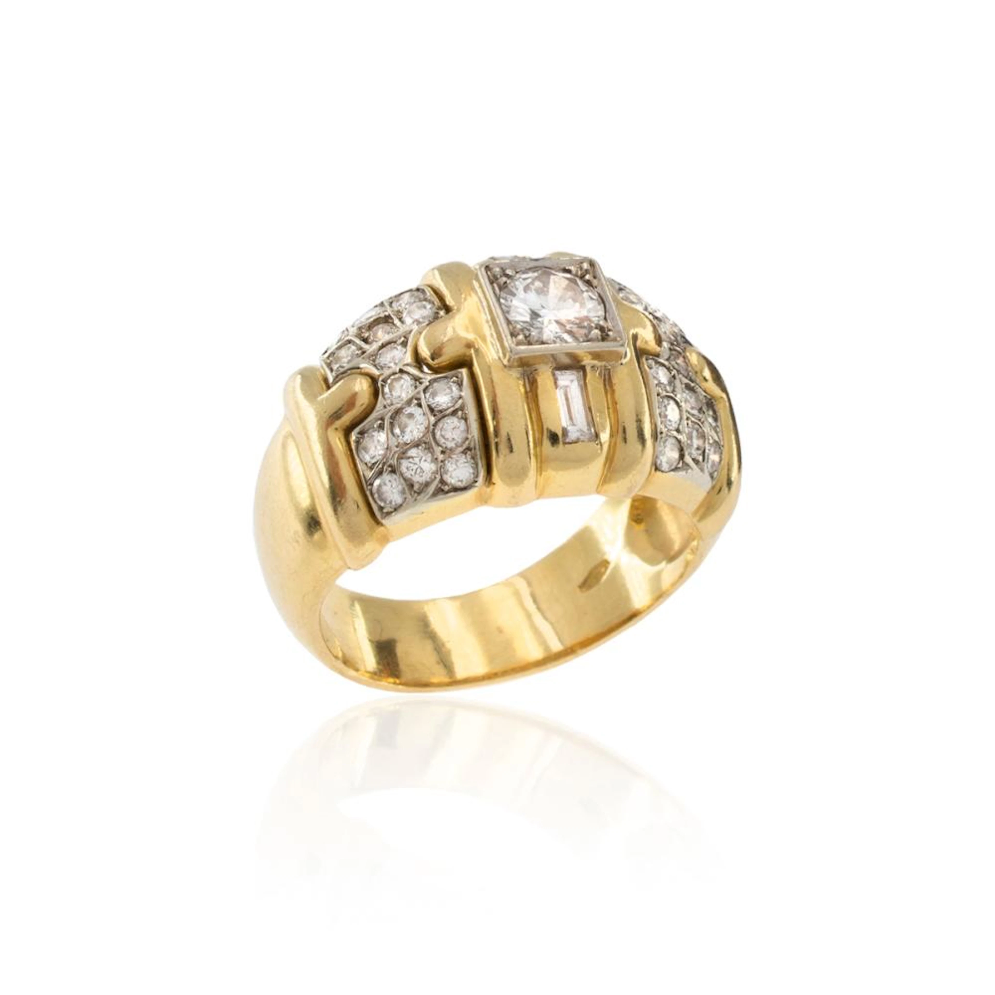 18kt yellow gold and diamond ring
