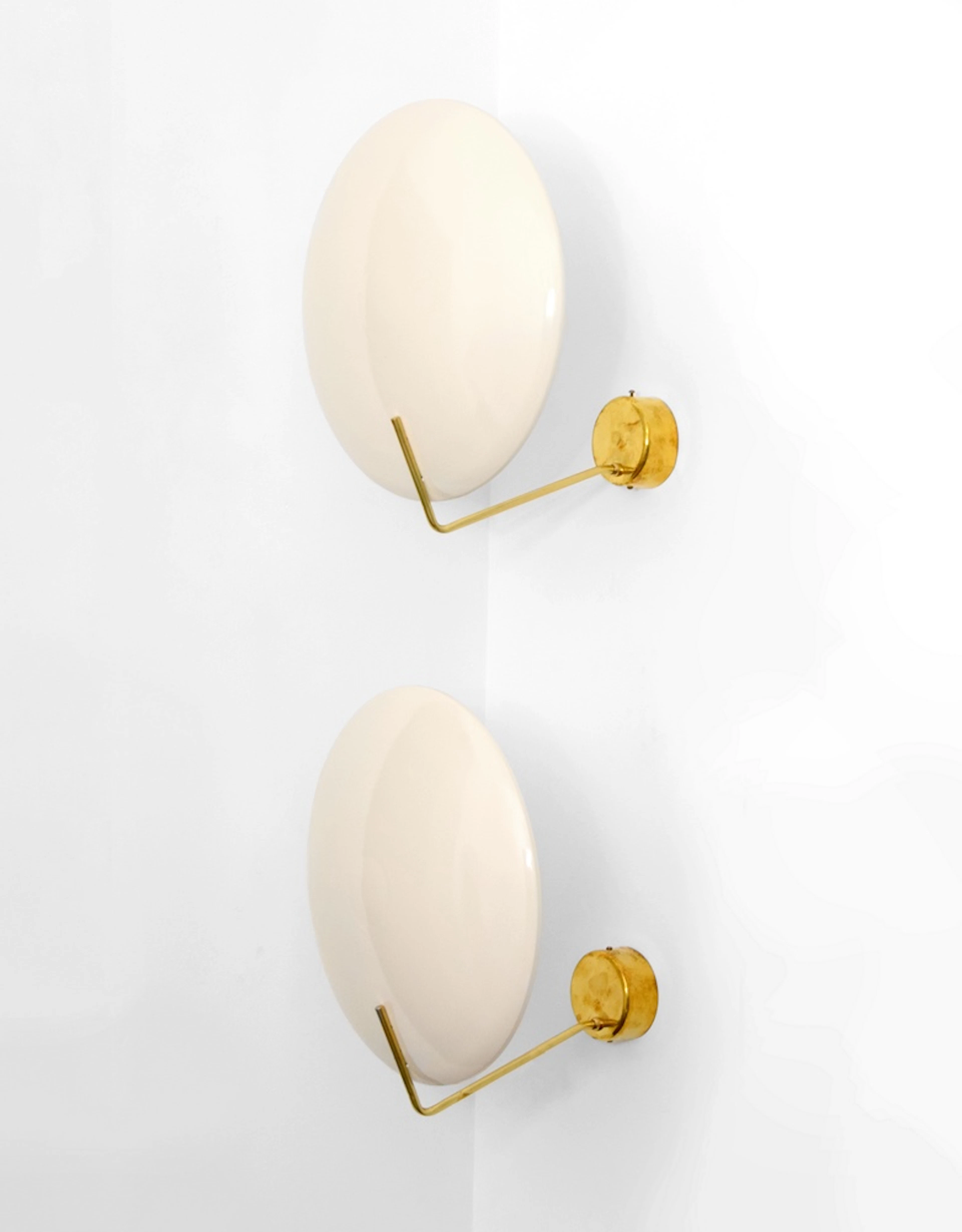 Pair of 232 Sconces Attributed to Bruno Gatta