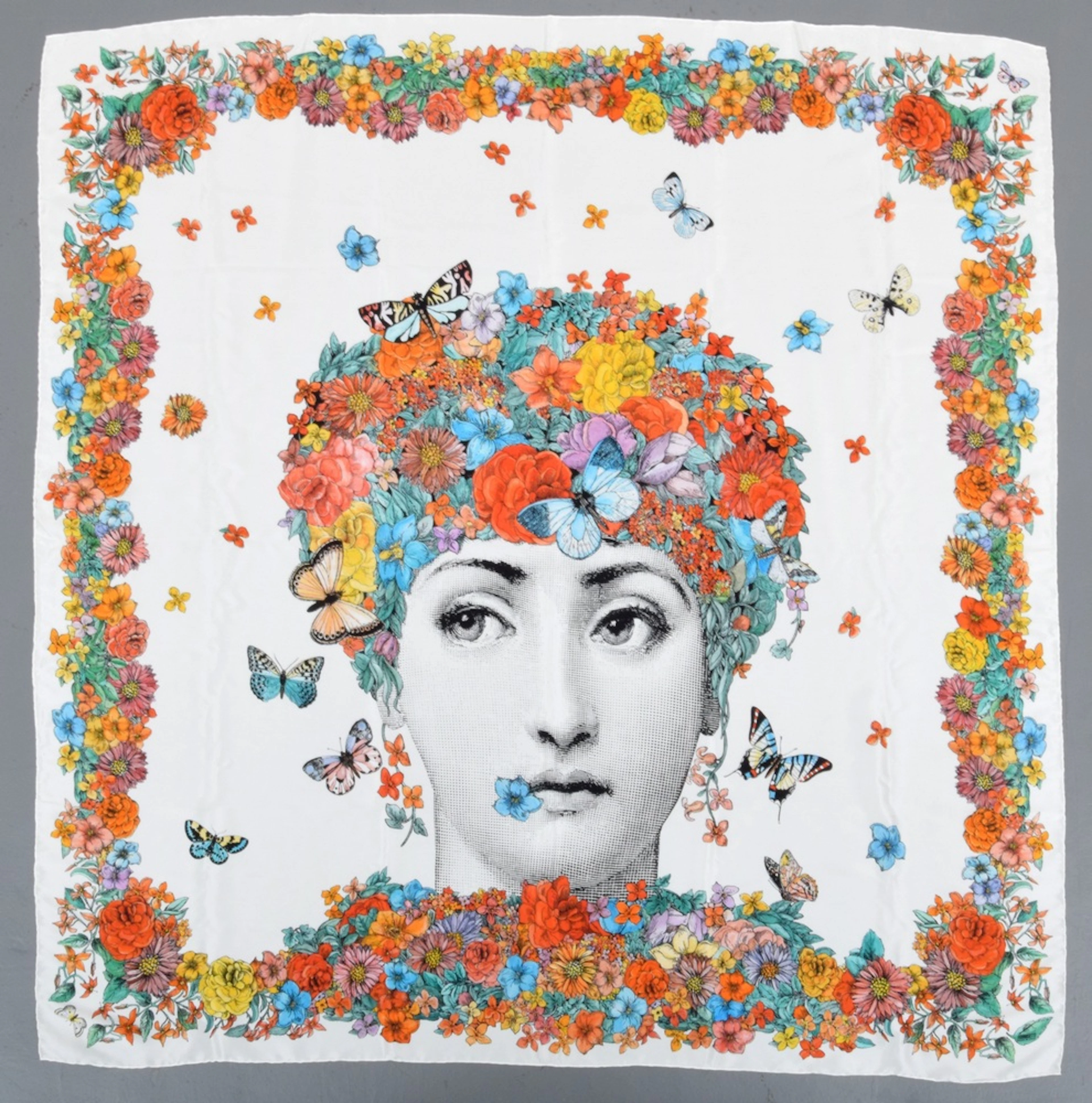 Large Fornasetti FLORA DI FORNASETTI Silk Scarf