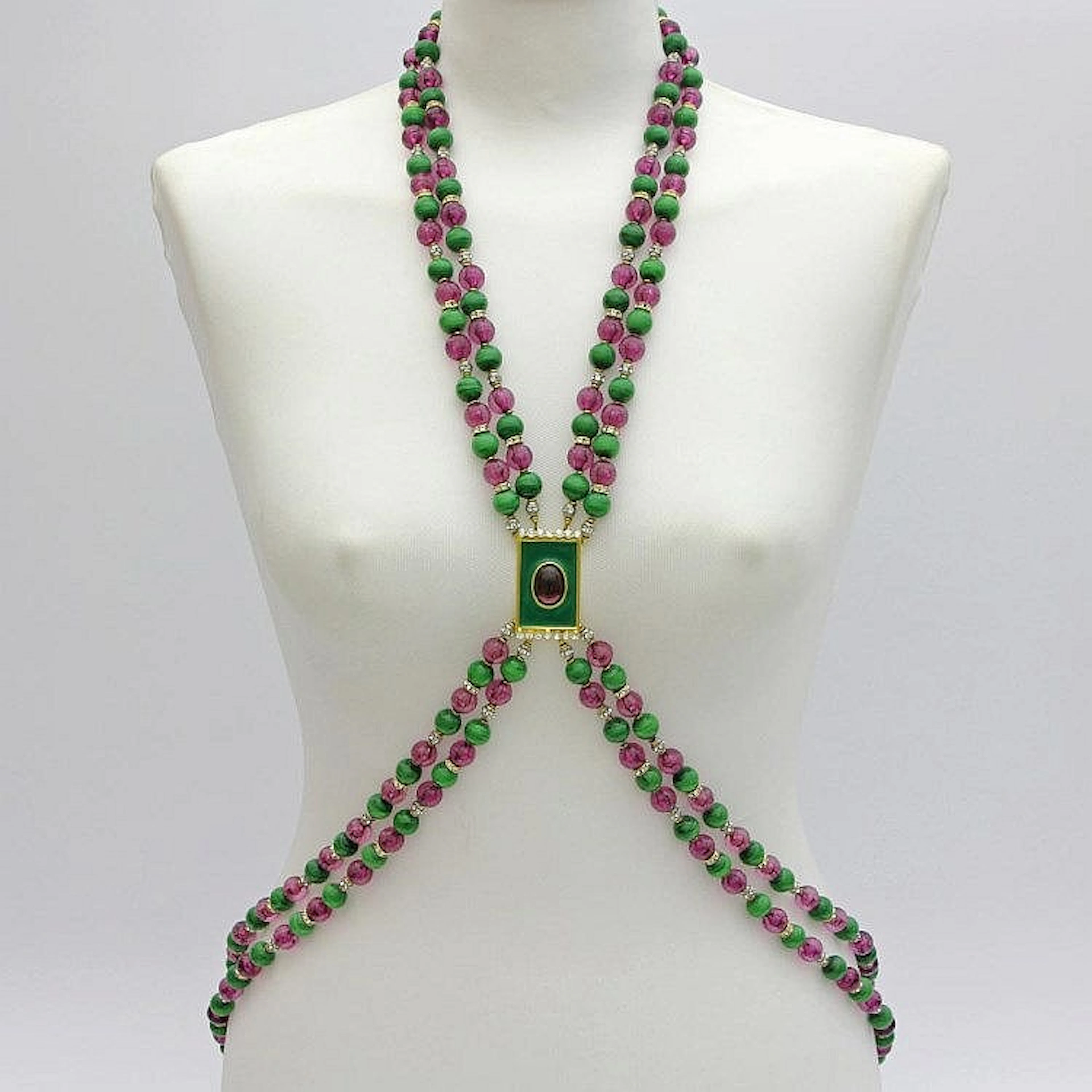 VALENTINO VINTAGE extravagante Kette. Schätzpreis ca. 500,-?.