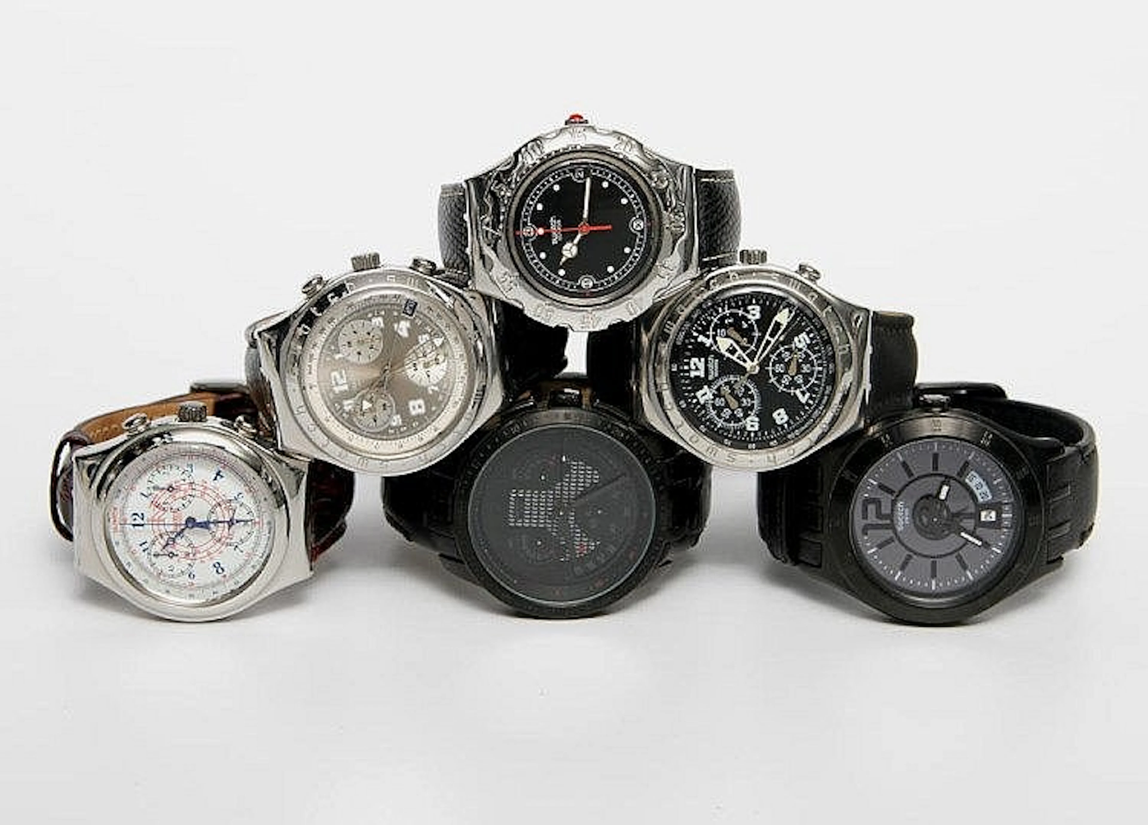 Konvolut: Sechs SWATCH-Uhren mit Quarz-Werken (ohne...