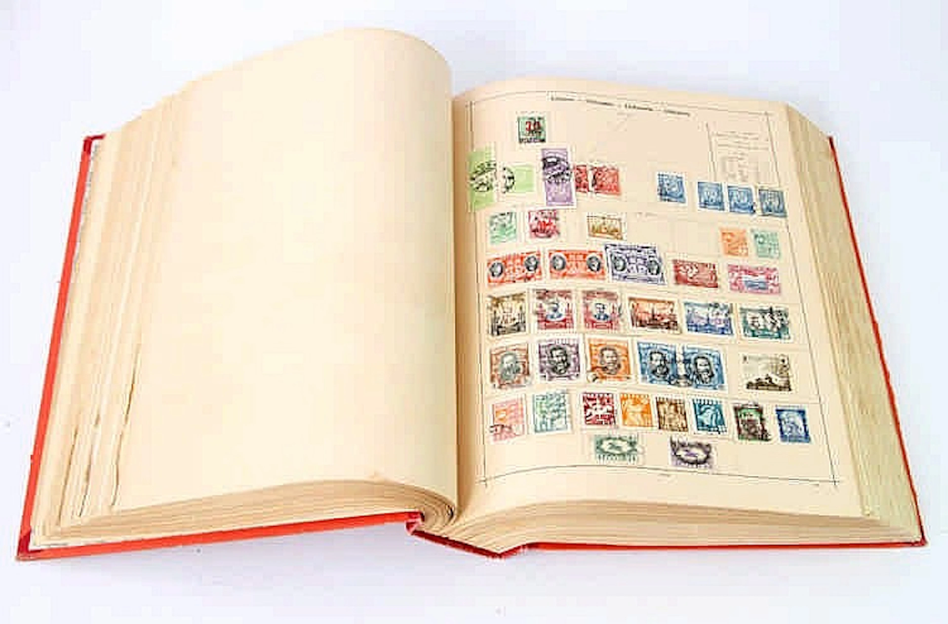 Briefmarken - Altes Schaubek Album mit Marken ganze Welt