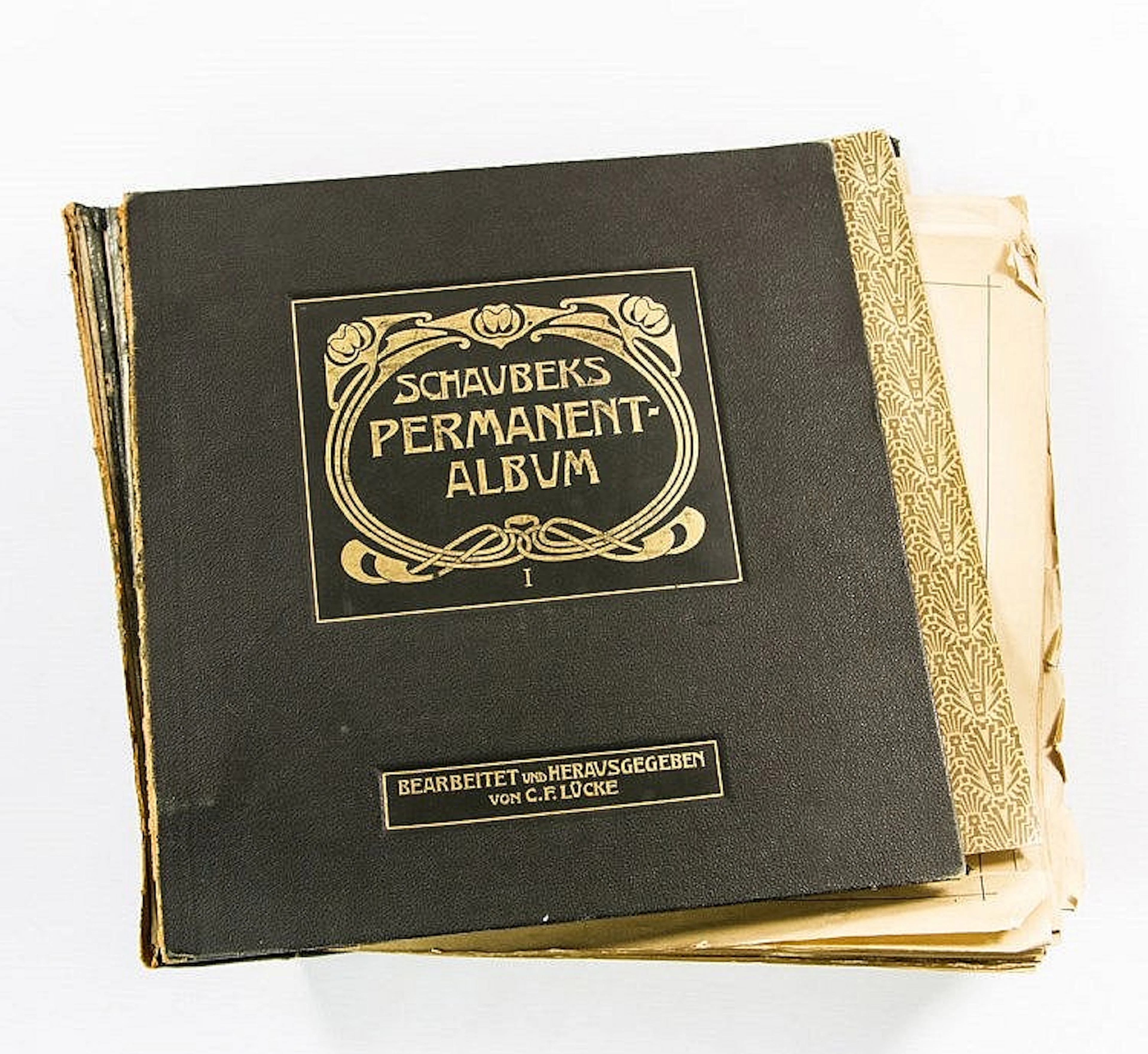Briefmarken - Ziemlich zerfleddertes altes Schaubek...