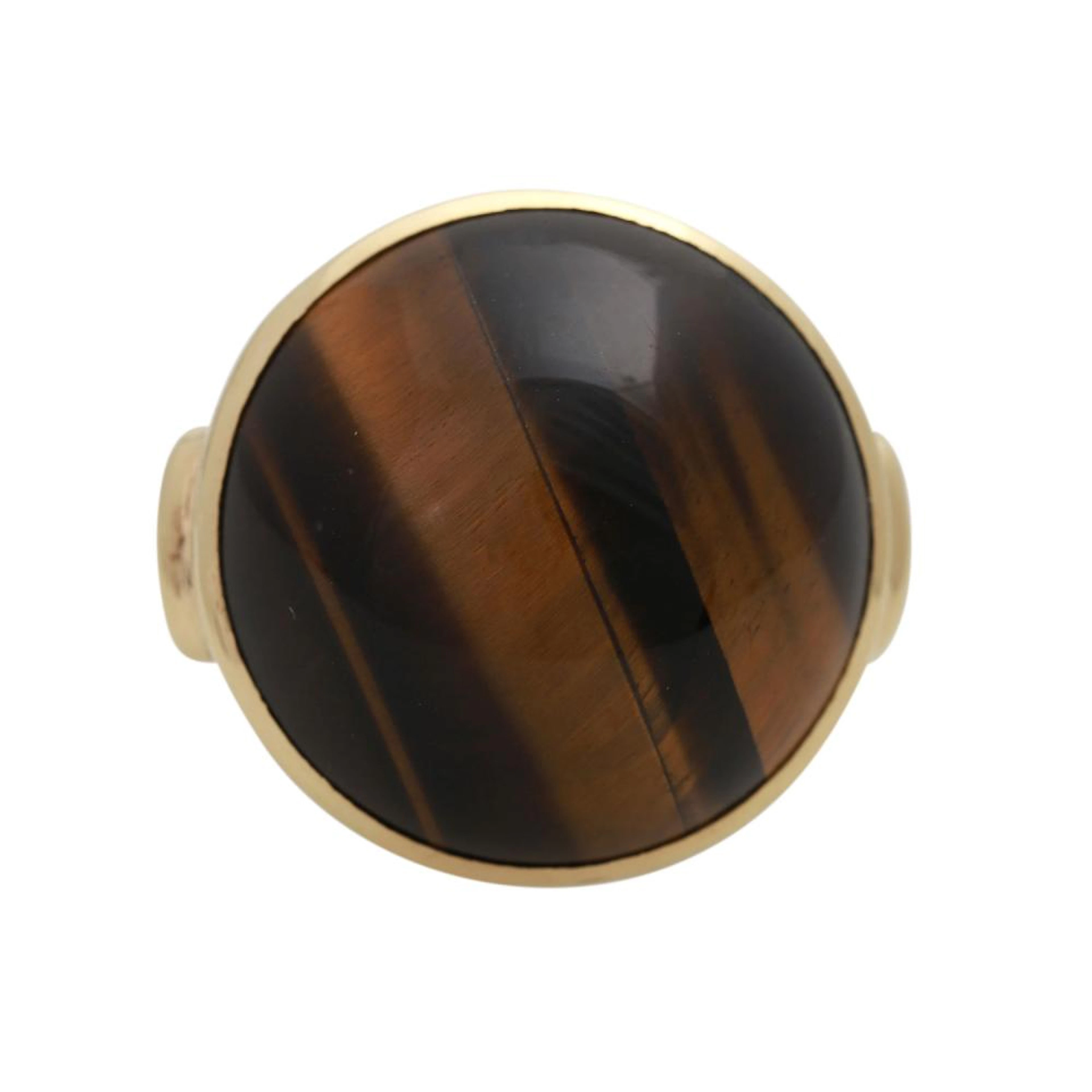 Ring mit großem Tigerauge-Cabochon,