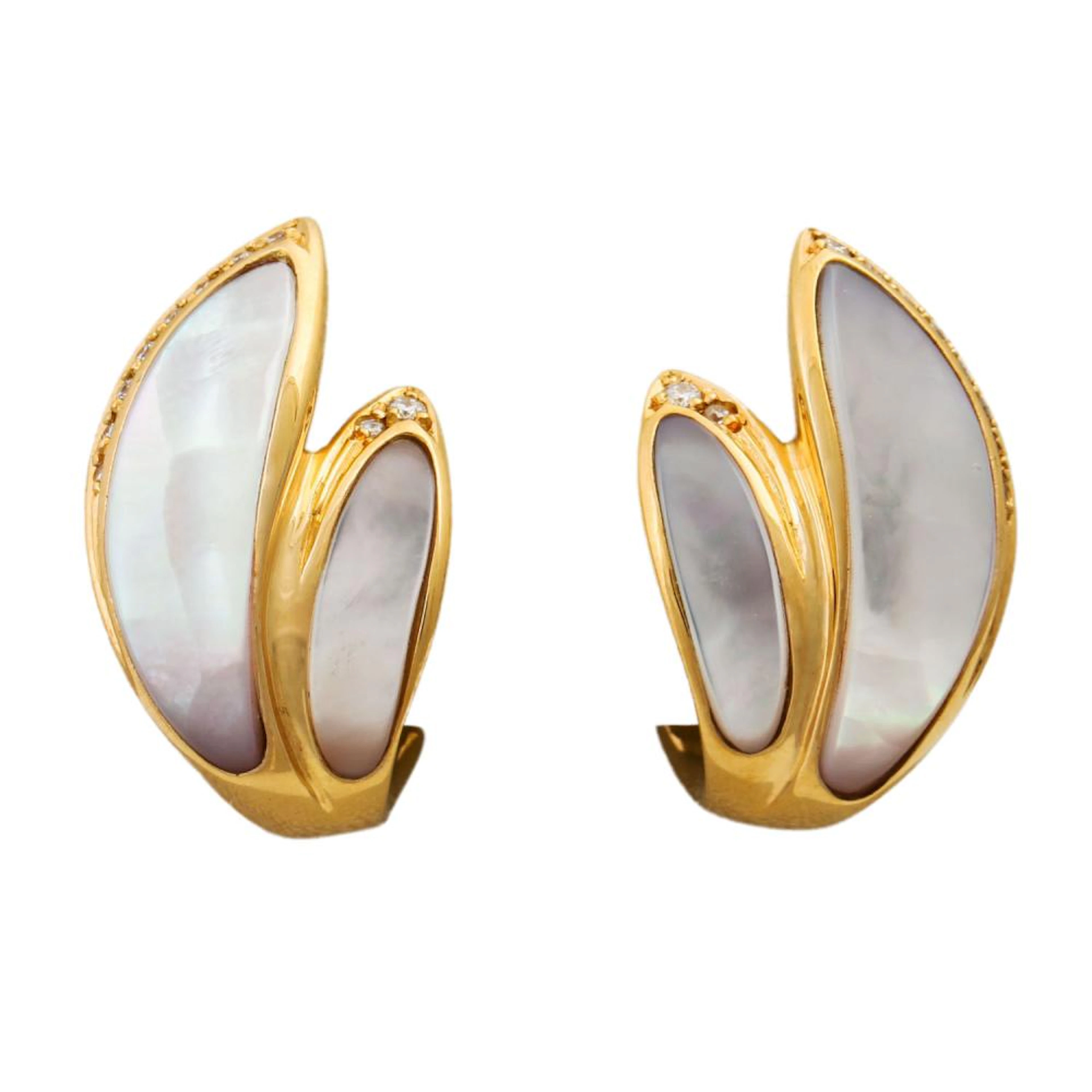LÜTH BIJOUX Ohrringe mit Perlmutt und Brillanten zus. ca. 0,14 ct,