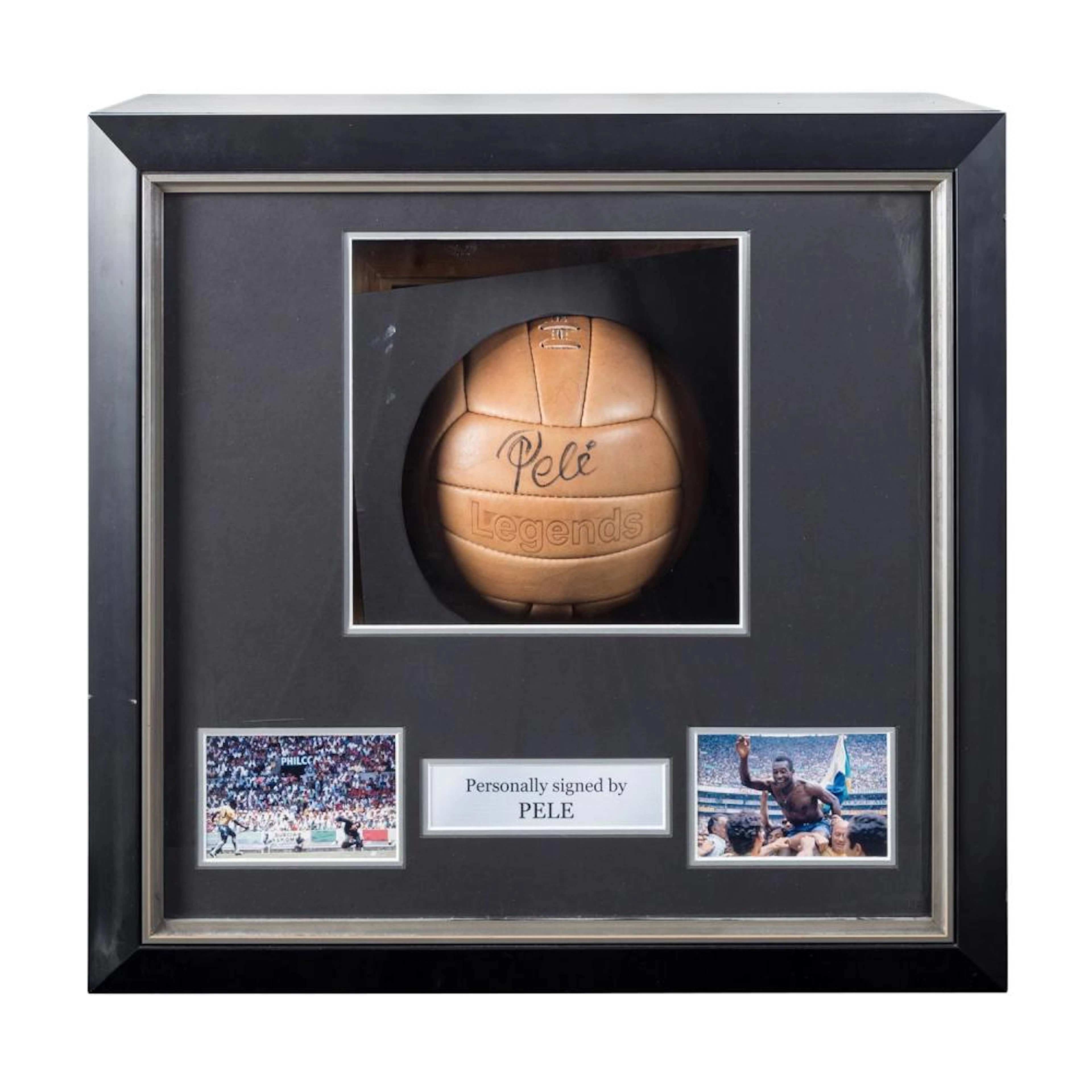 PELE (1940-2022) - Football legend signed leather ball
