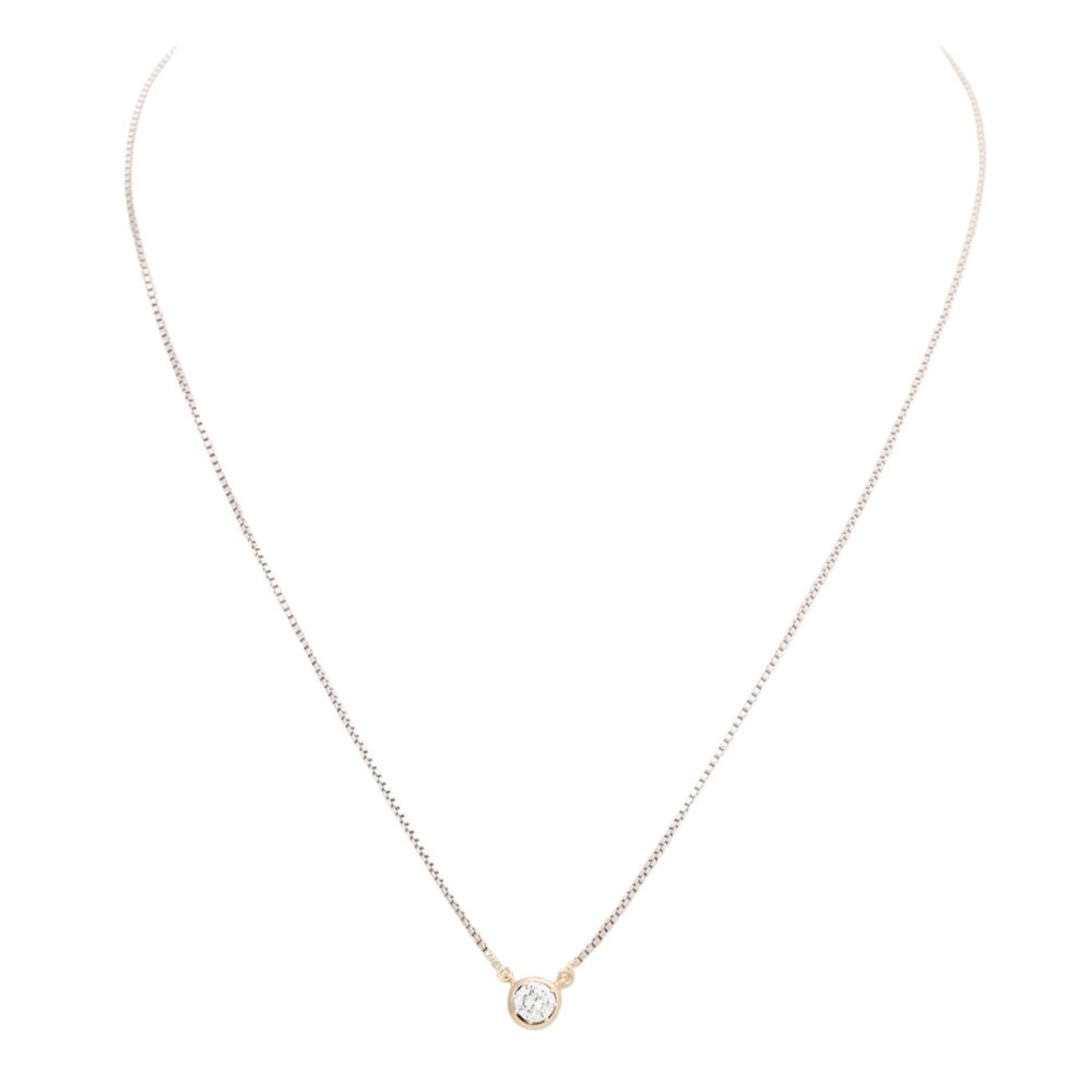 Chain and pendant with diamond ca. 0,30 ct,