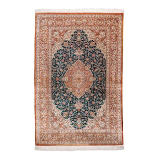 Oriental silk carpet. GHOM/PERSIA, 20th century, 192x133 cm.