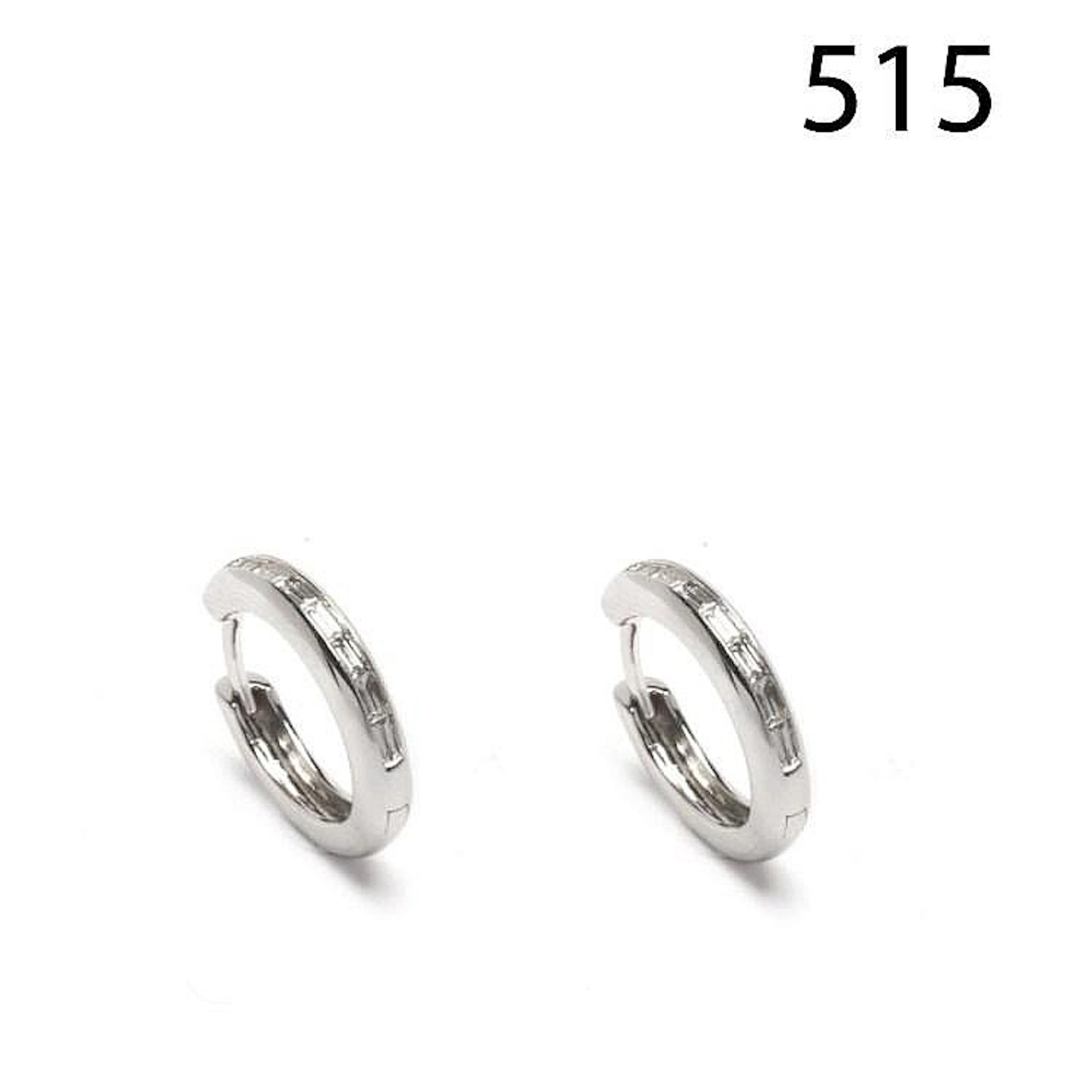White gold and diamonds errings