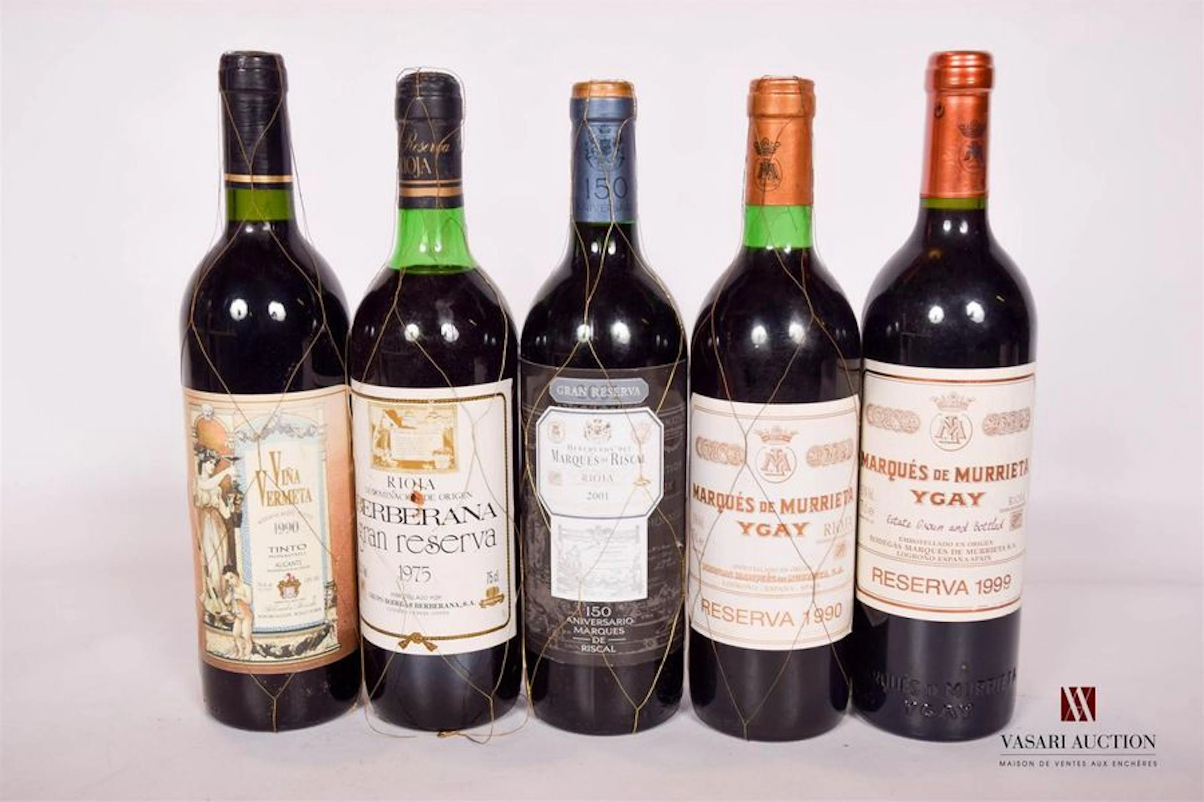 Lot de 5 bouteilles de vins d'Espagne comprenant…