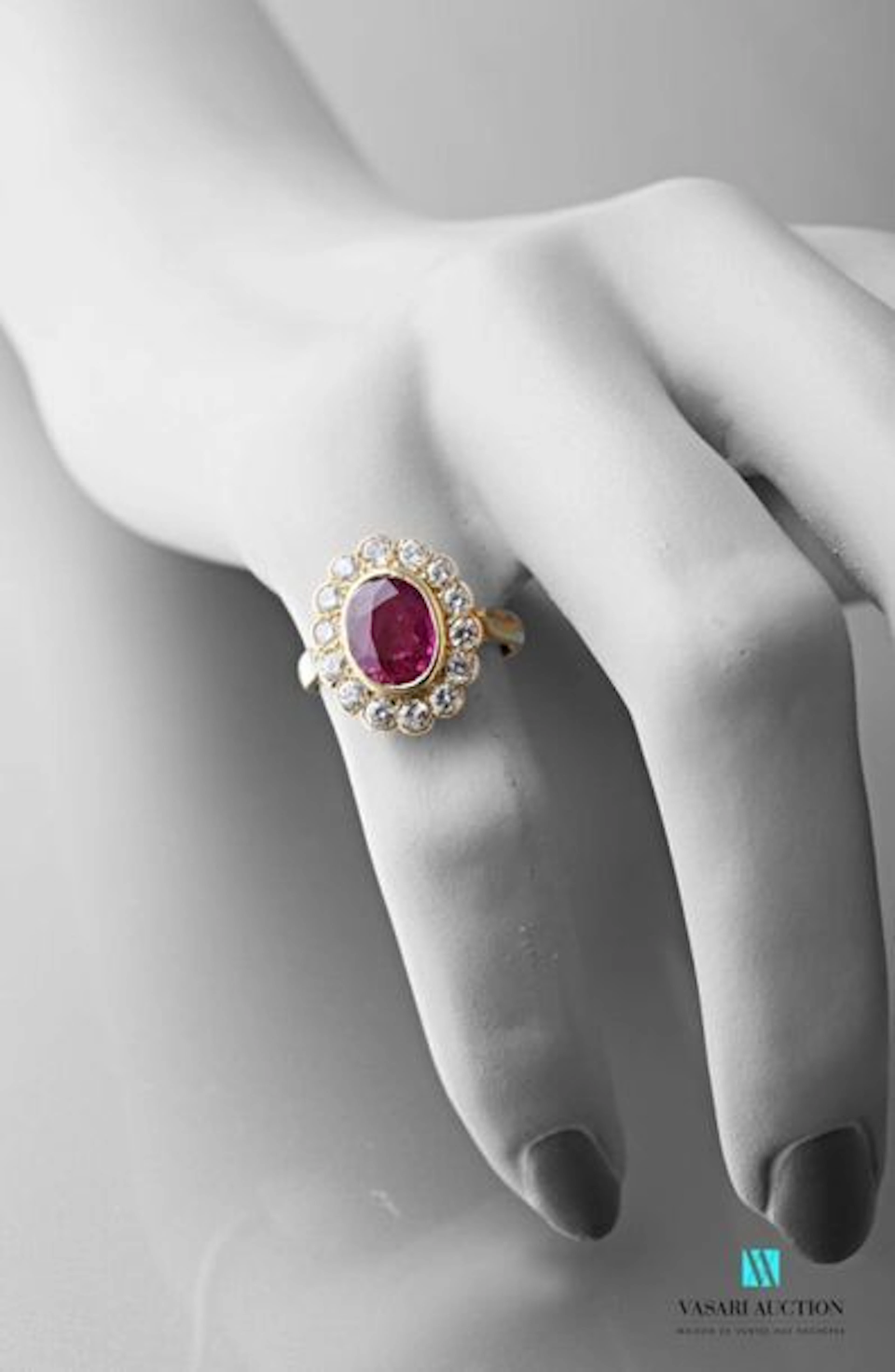 Bague pompadour en or jaune 750 millièmes... - Lot 24 - Vasari Auction