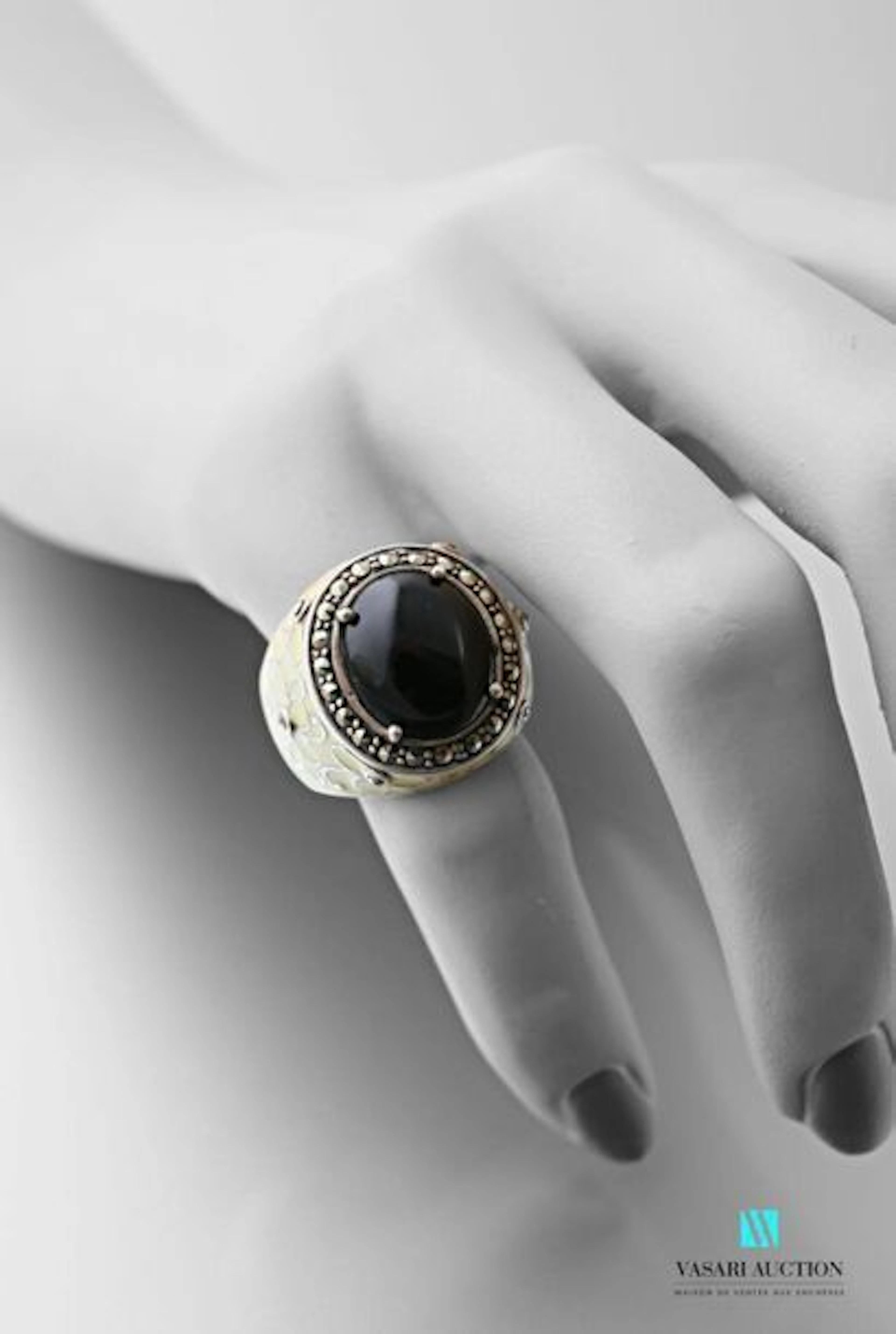 Bague chevalière en argent 925 millièmes... - Lot 269 - Vasari Auction