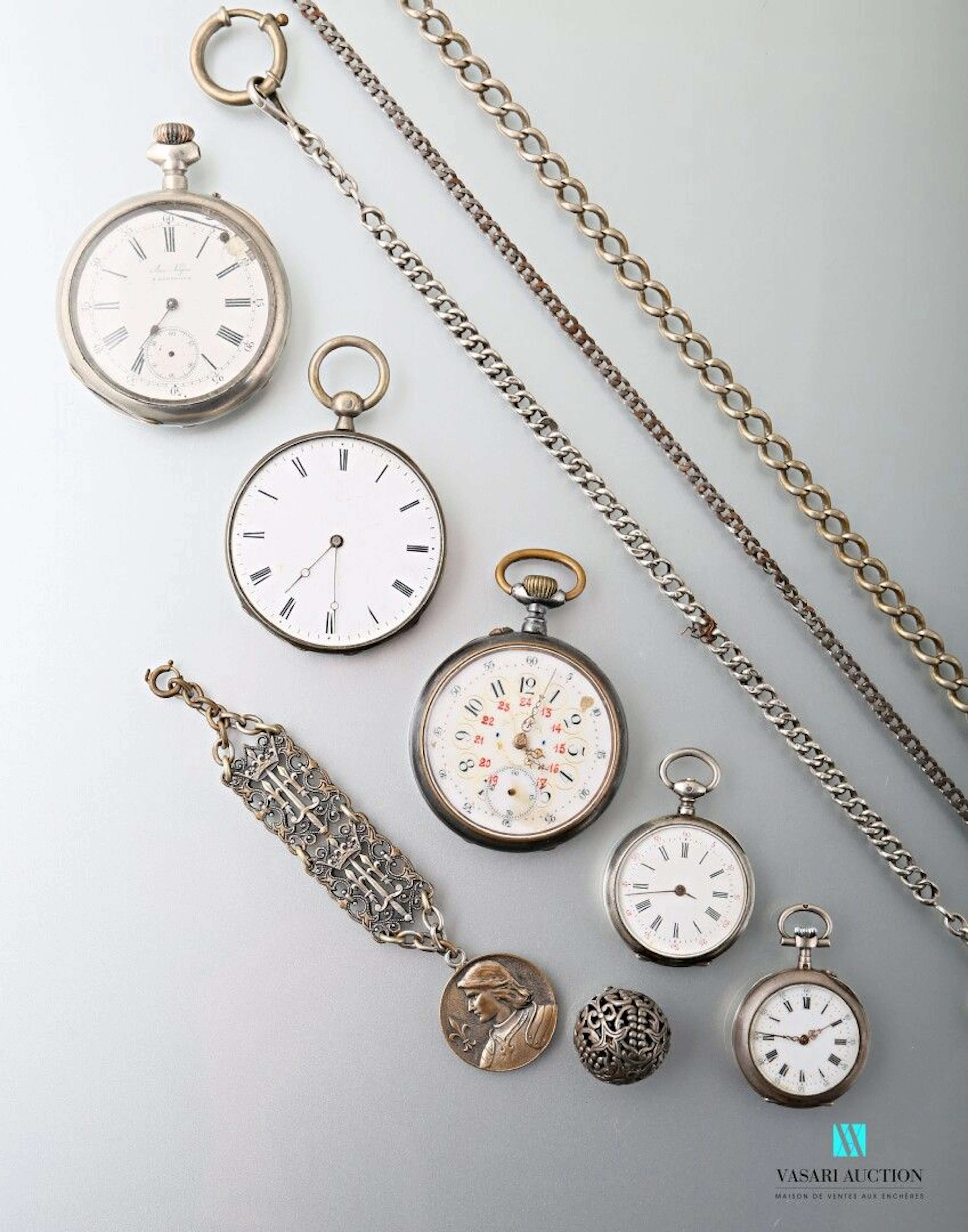 Lot de montres de poche XIXème siècle : deux... - Lot 387 - Vasari Auction