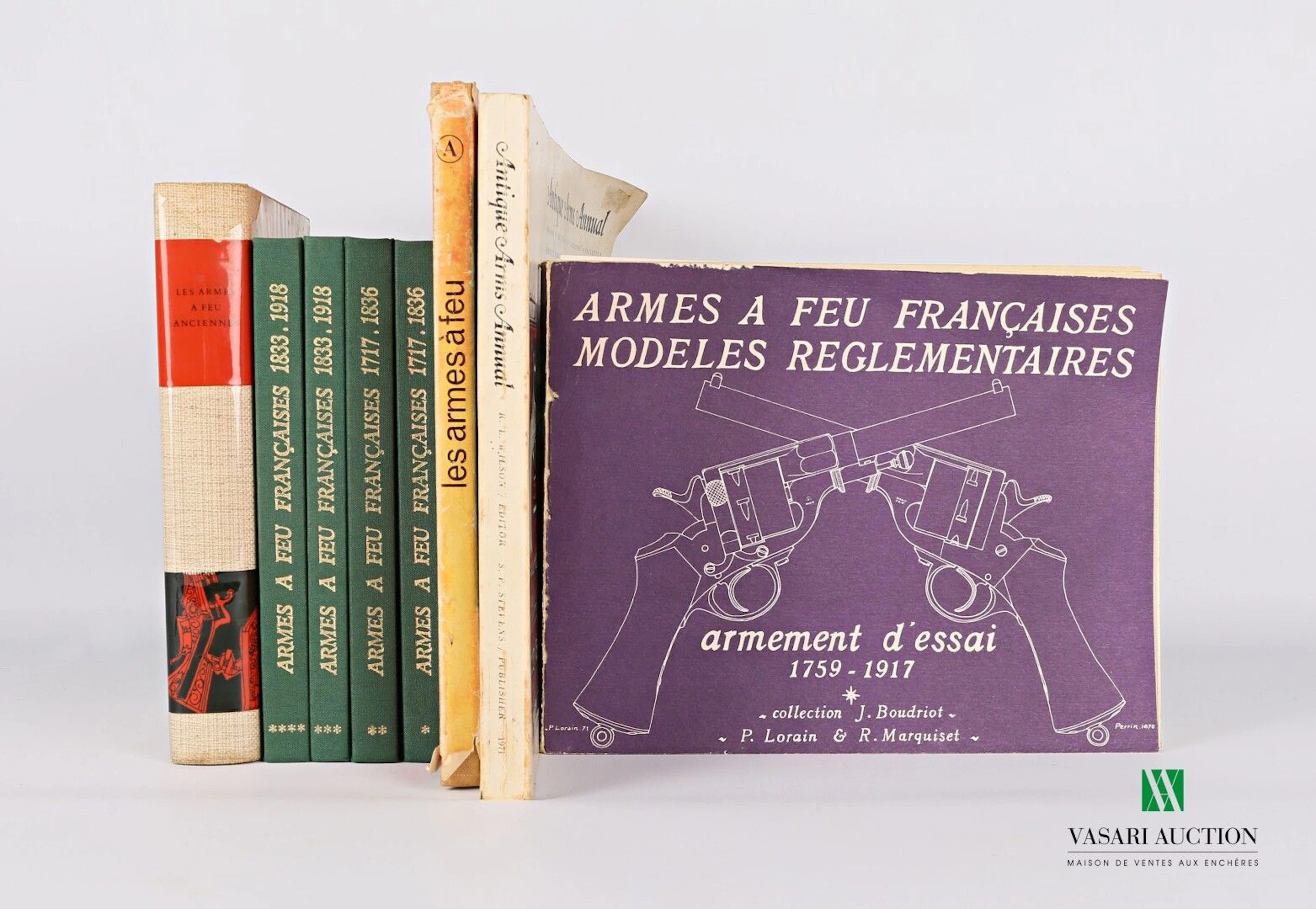 [ARMES A FEU] Lot comprenant huit ouvrages... - Lot 49 - Vasari Auction