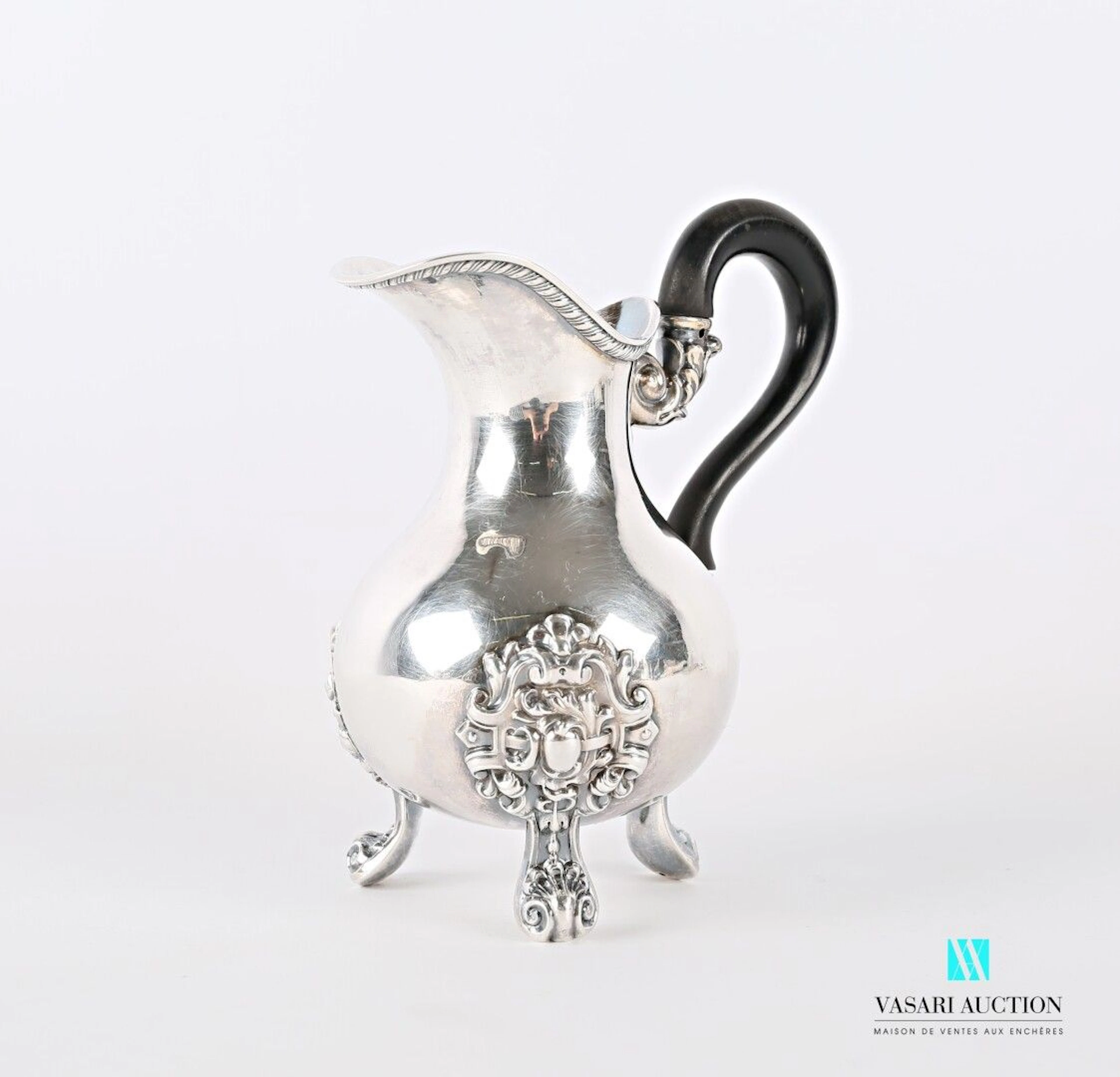 Pot à lait en argent 950 millièmes de forme... - Lot 23 - Vasari Auction