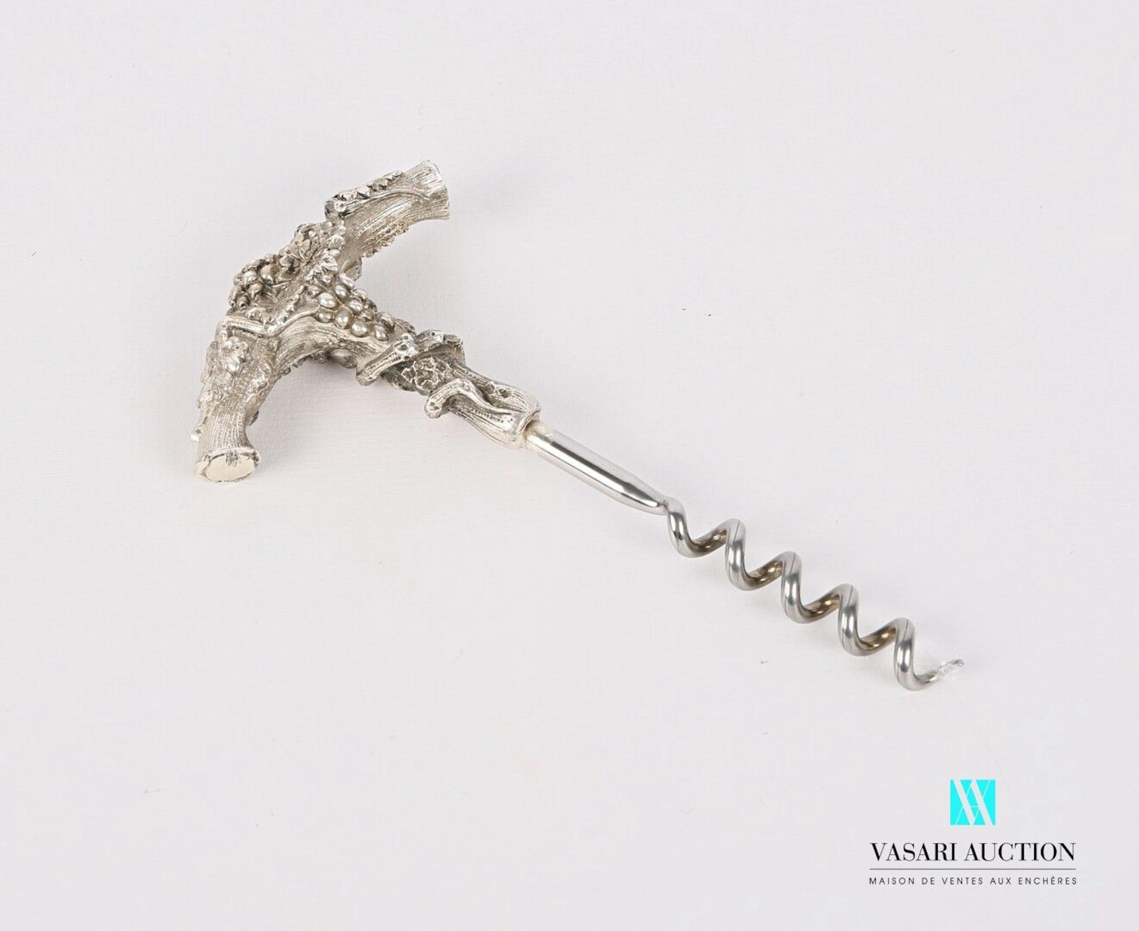 Tire bouchon, la prise en argent figurant... - Lot 51 - Vasari Auction