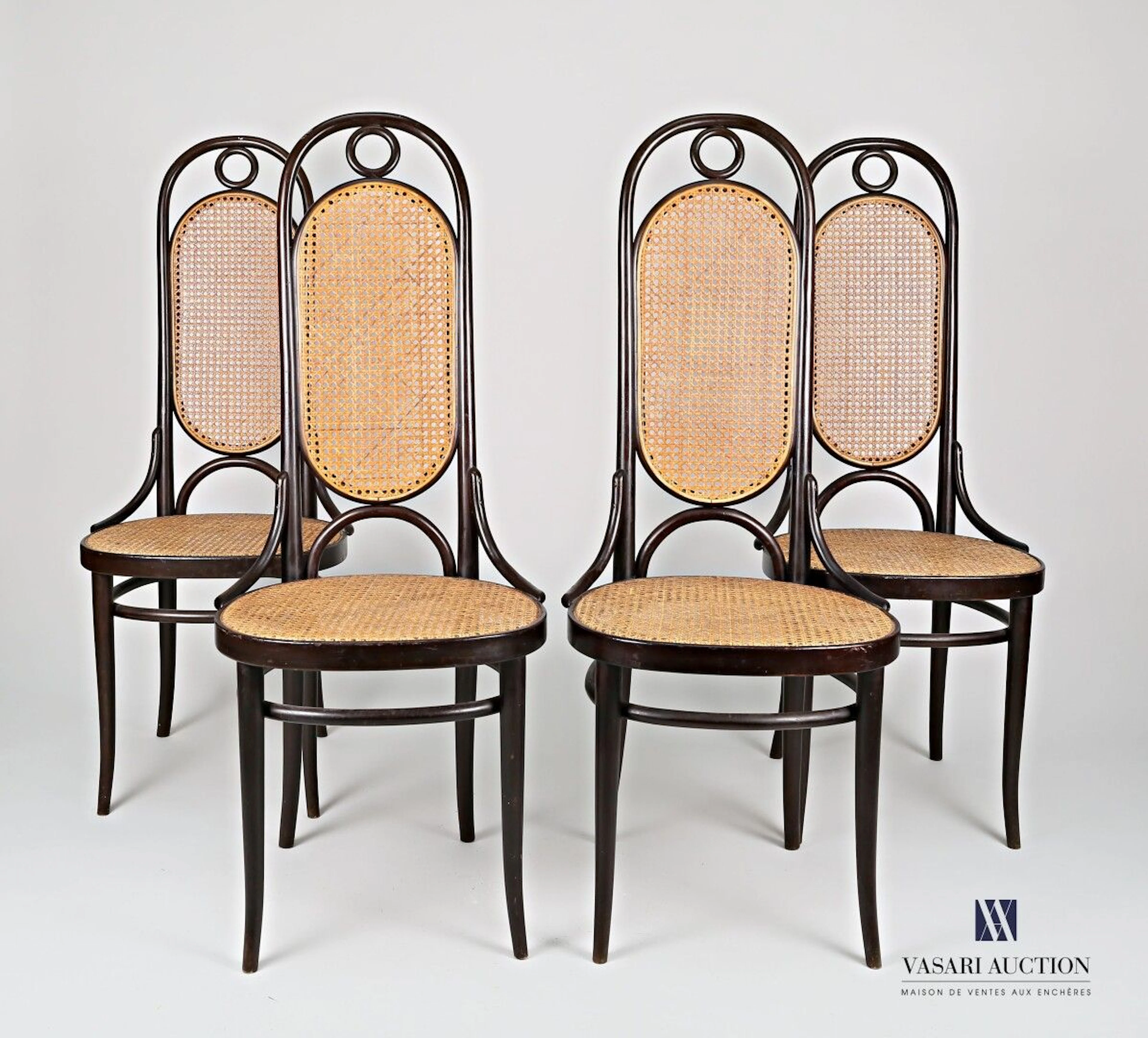 Thonet Michael (1796-1871), d'après Suite... - Lot 302 - Vasari Auction