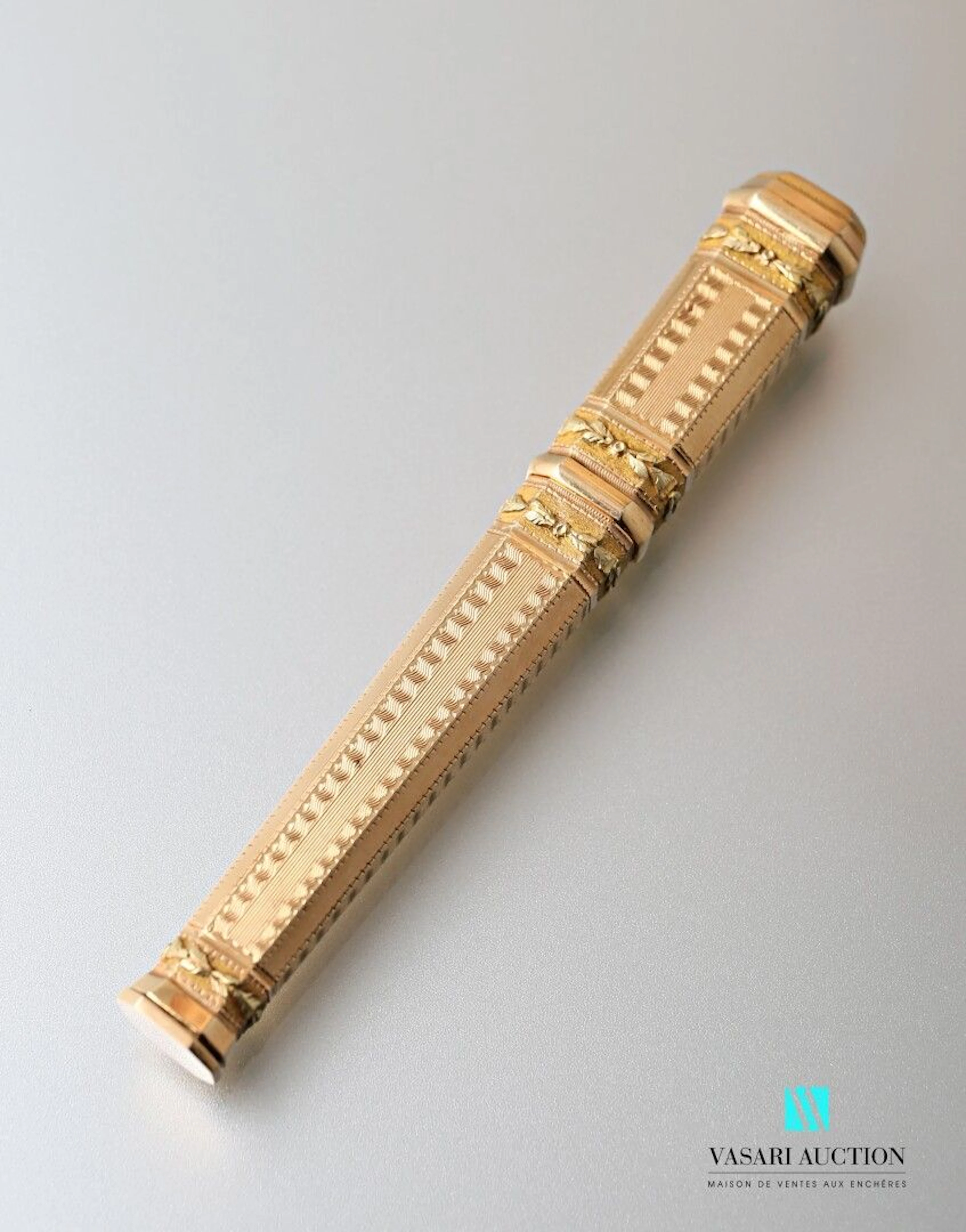 Petit étui en or 750 millièmes de deux tons... - Lot 82 - Vasari Auction