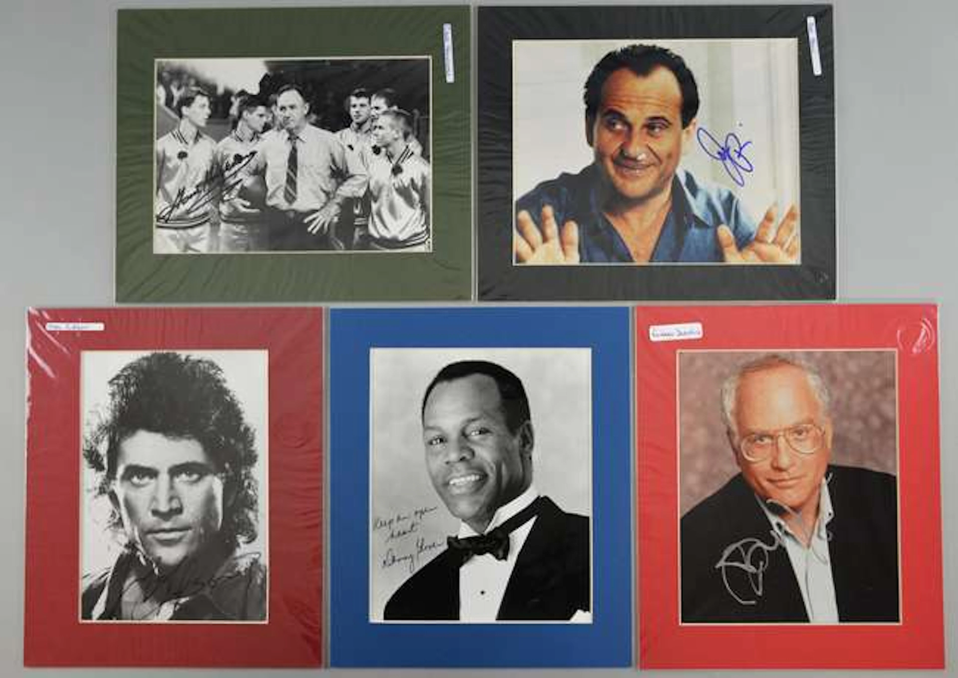 Autographs - Actors: 5 signed photographs in mounted displays including;