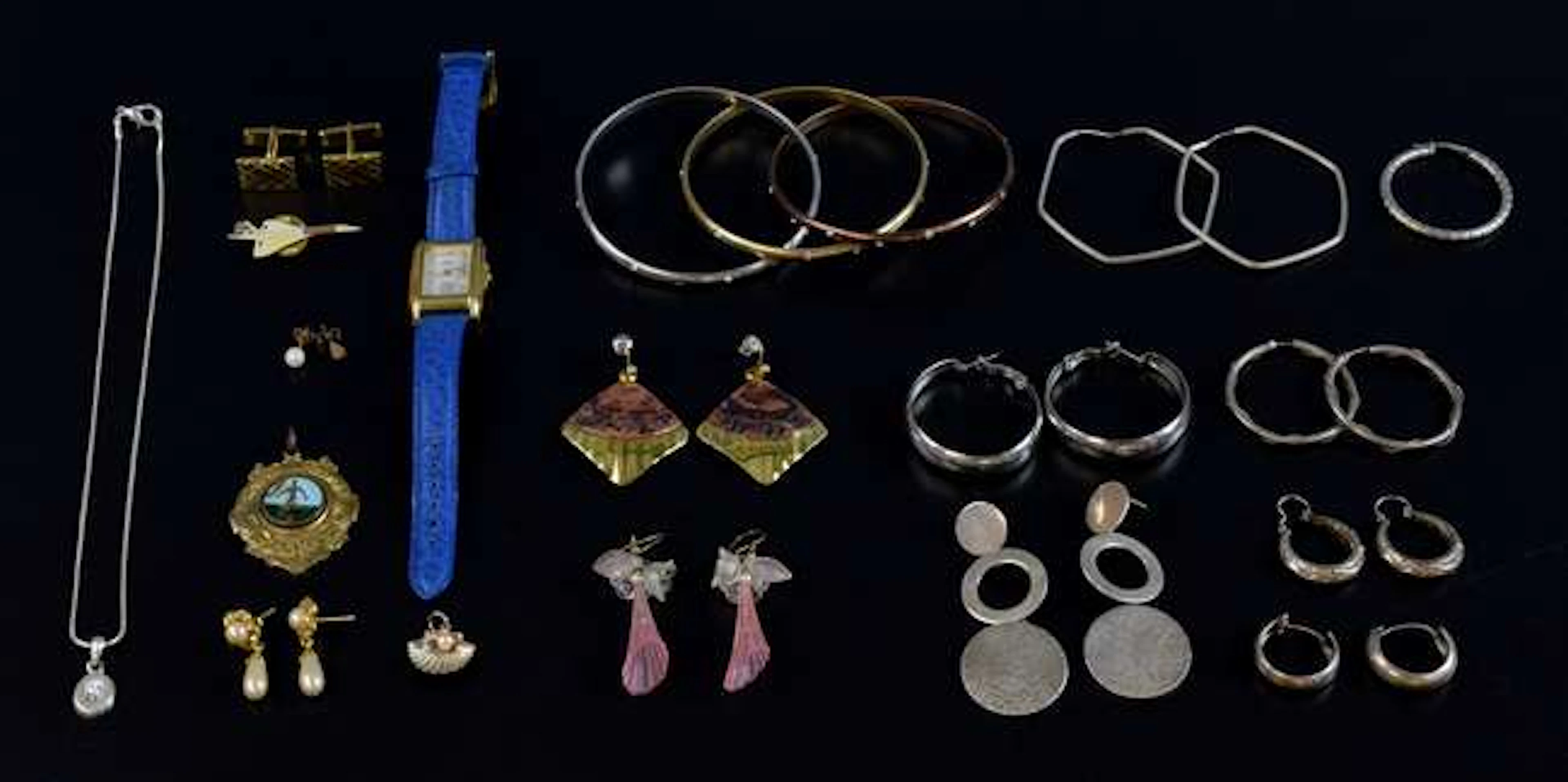 Group of jewellery including a Festina gold plated watch