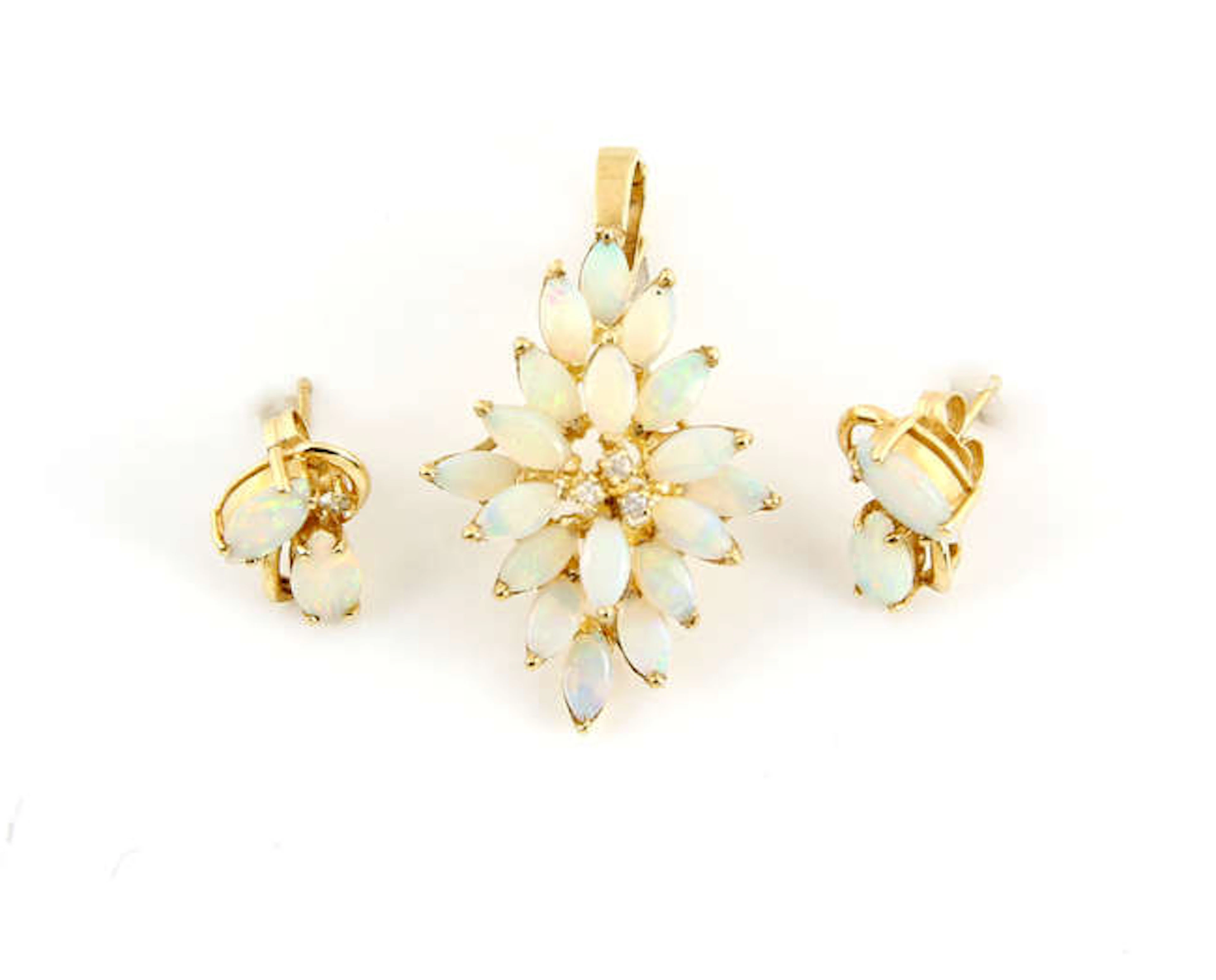 Mixed group of opal and gold jewellery