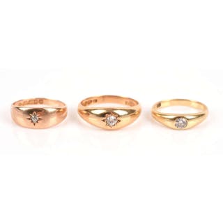 Three single stone diamond rings, each set with an old cut diamond
