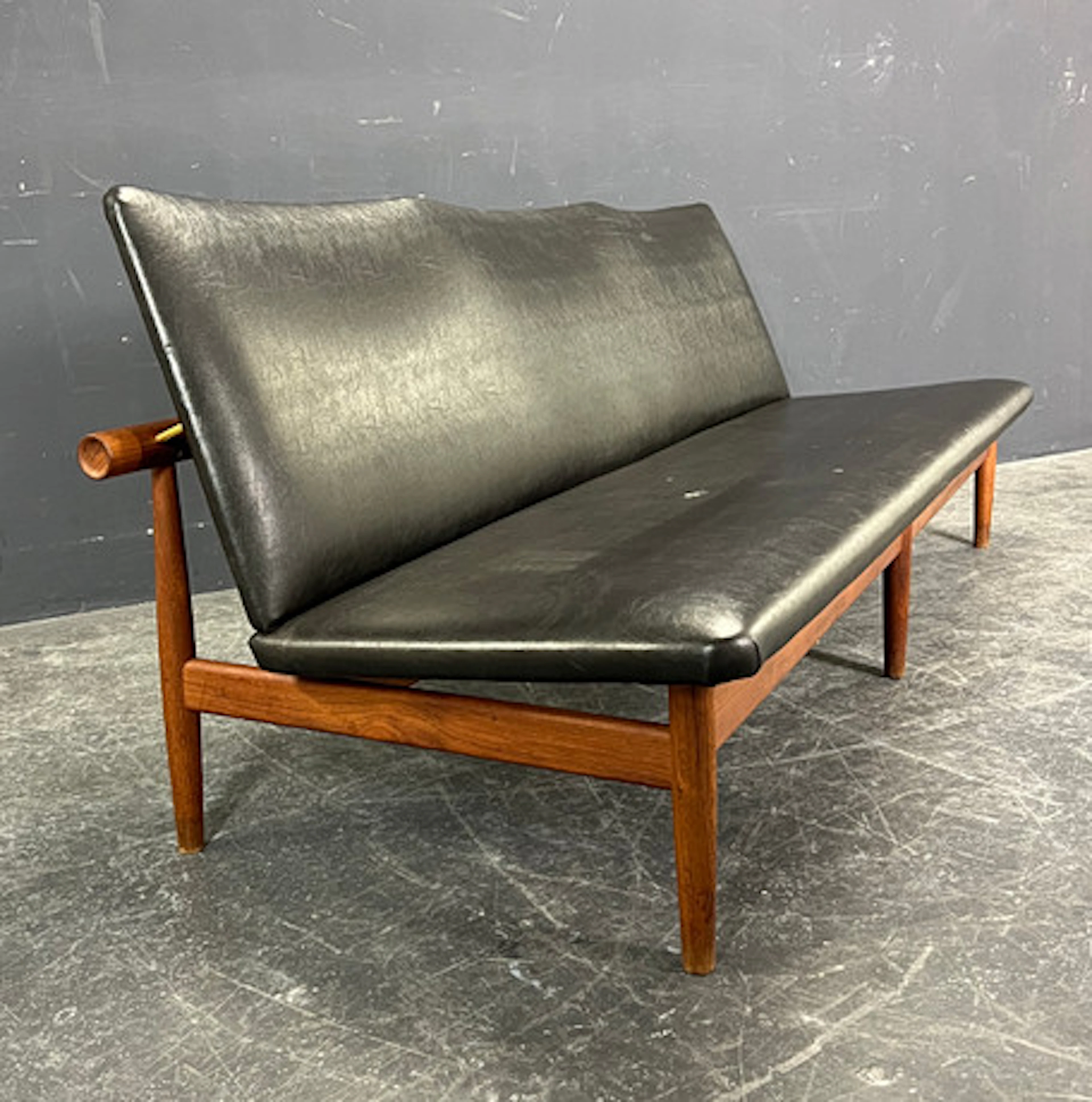 FINN JUHL. SOFFA JAPAN-SERIEN.