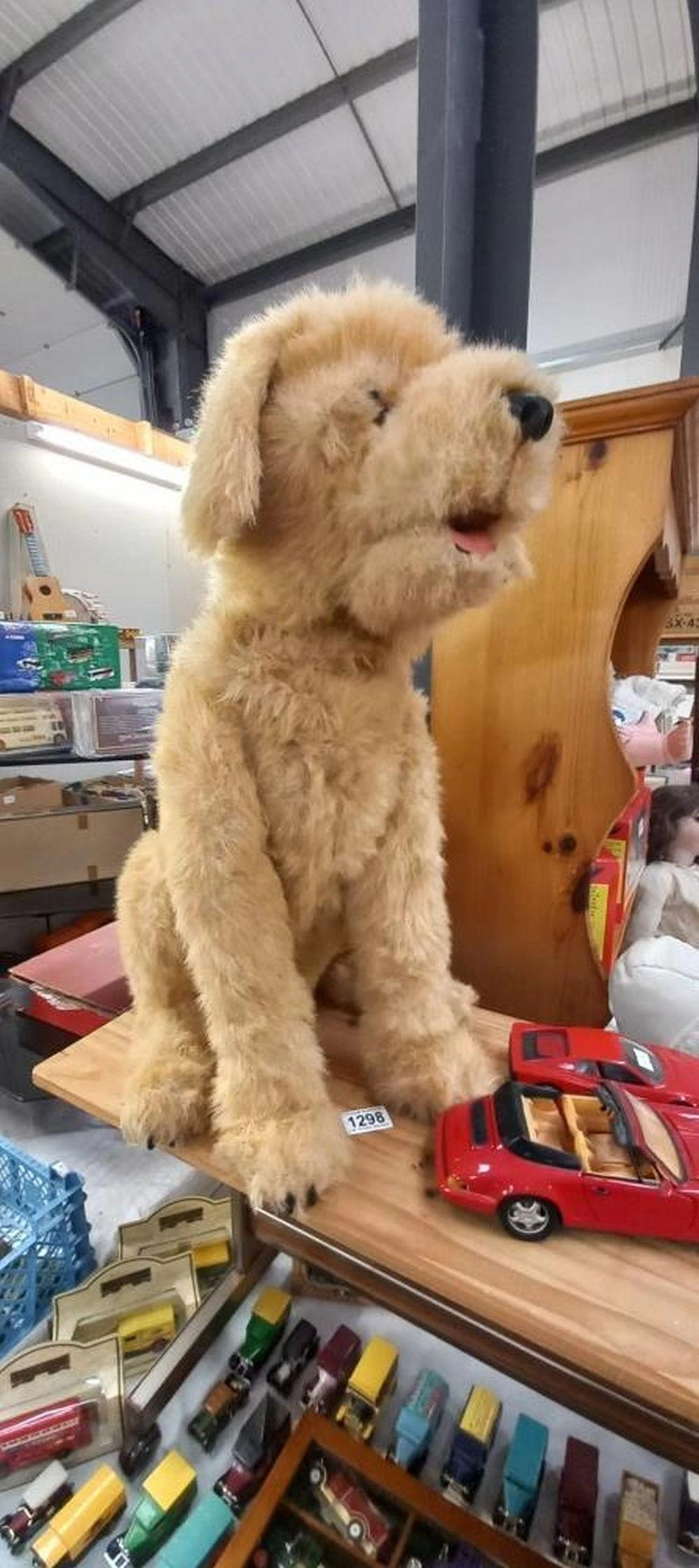 A large battery operated automated dog, untested