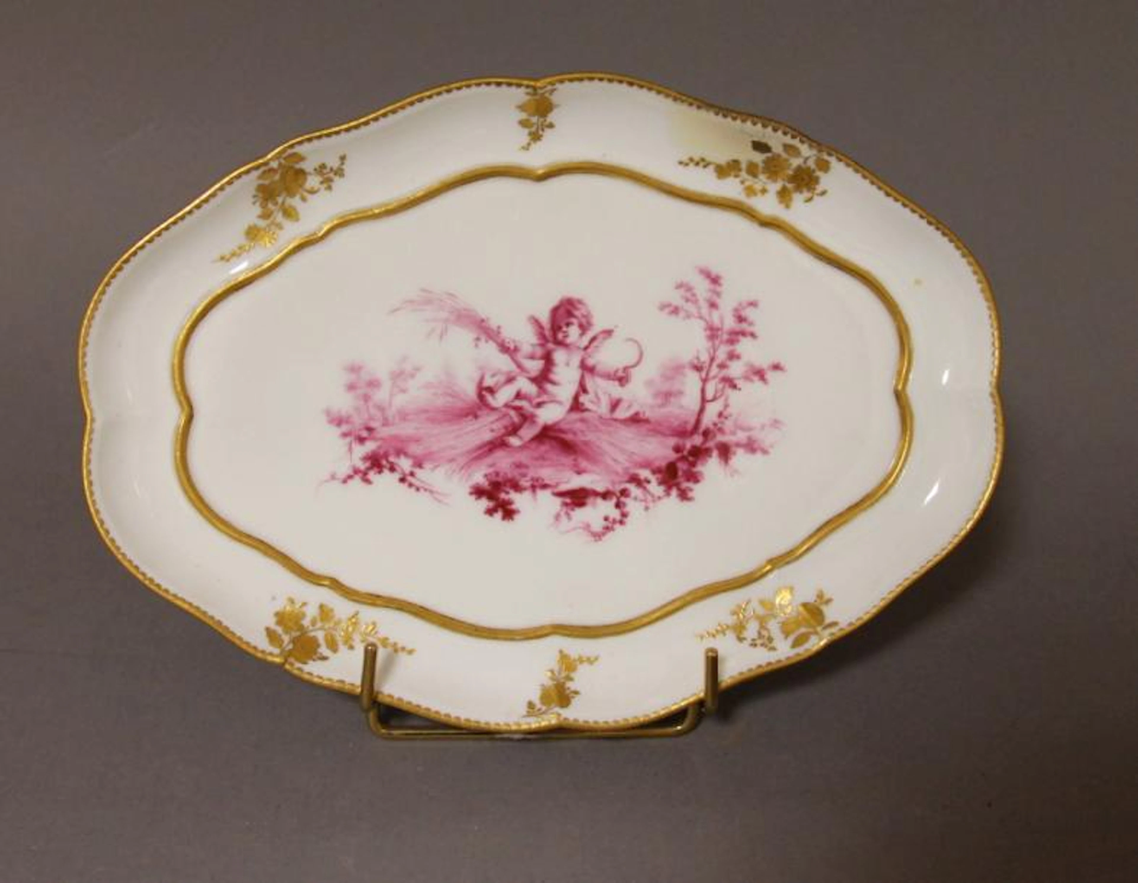 Vincennes Plateau ovale en porcelaine tendre…
