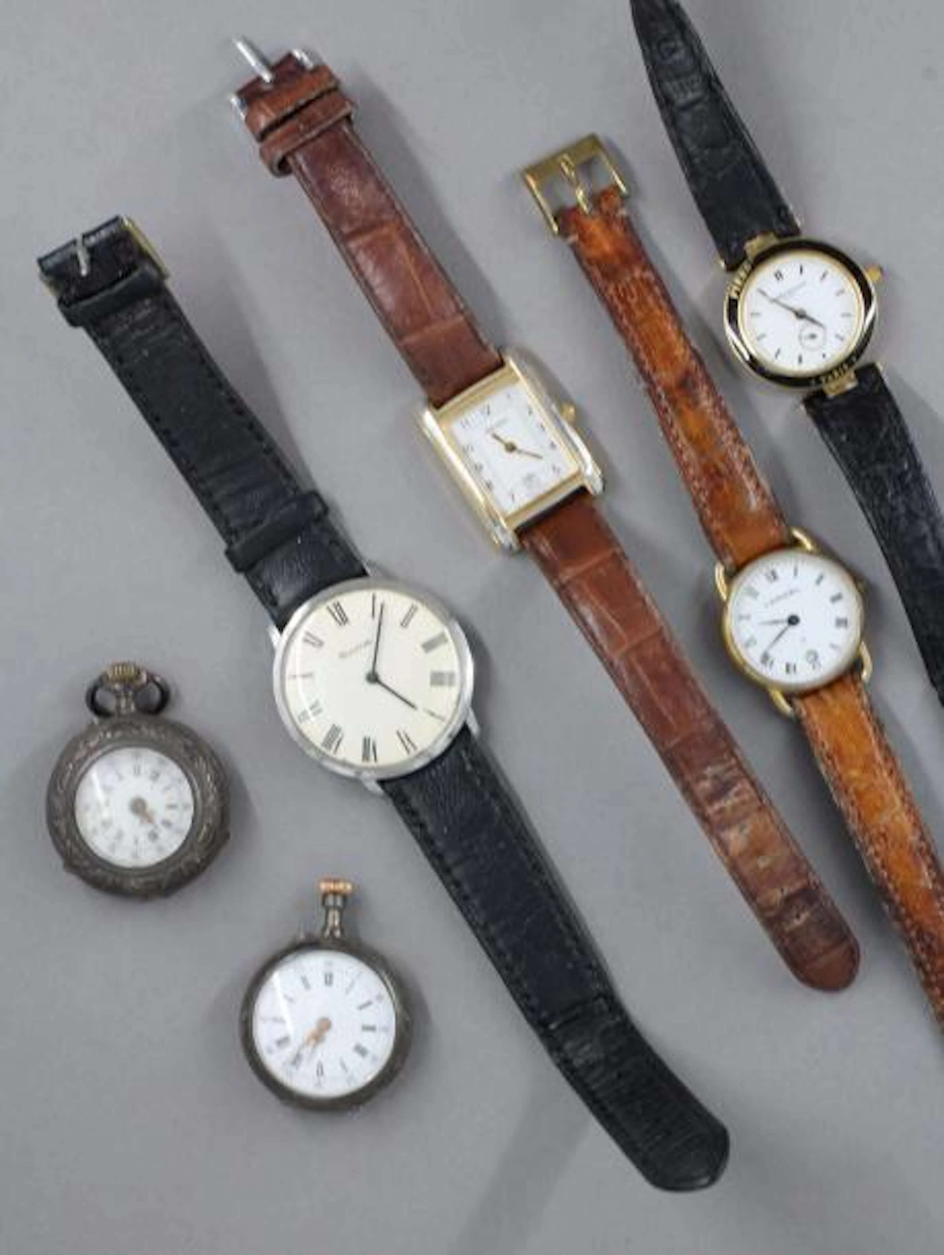 *Quatre montres fantaisies en métal : YEMA,…