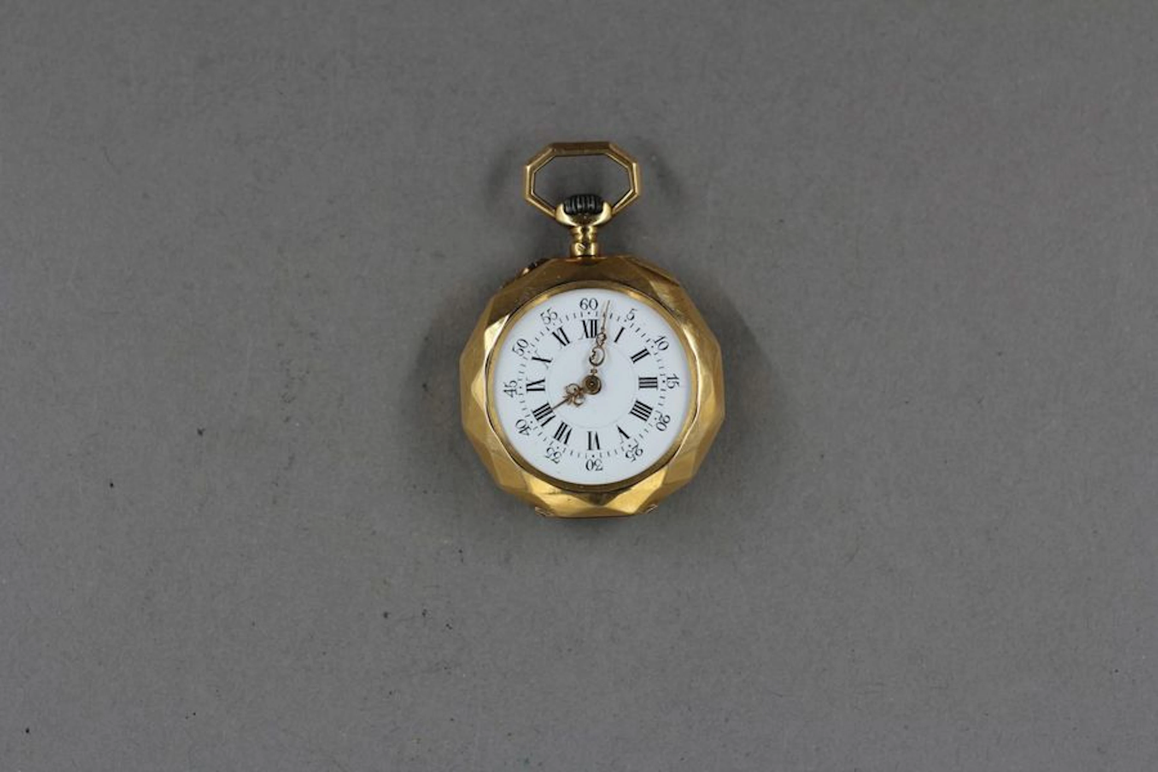 Montre de col facettée en or jaune 18k, pds…