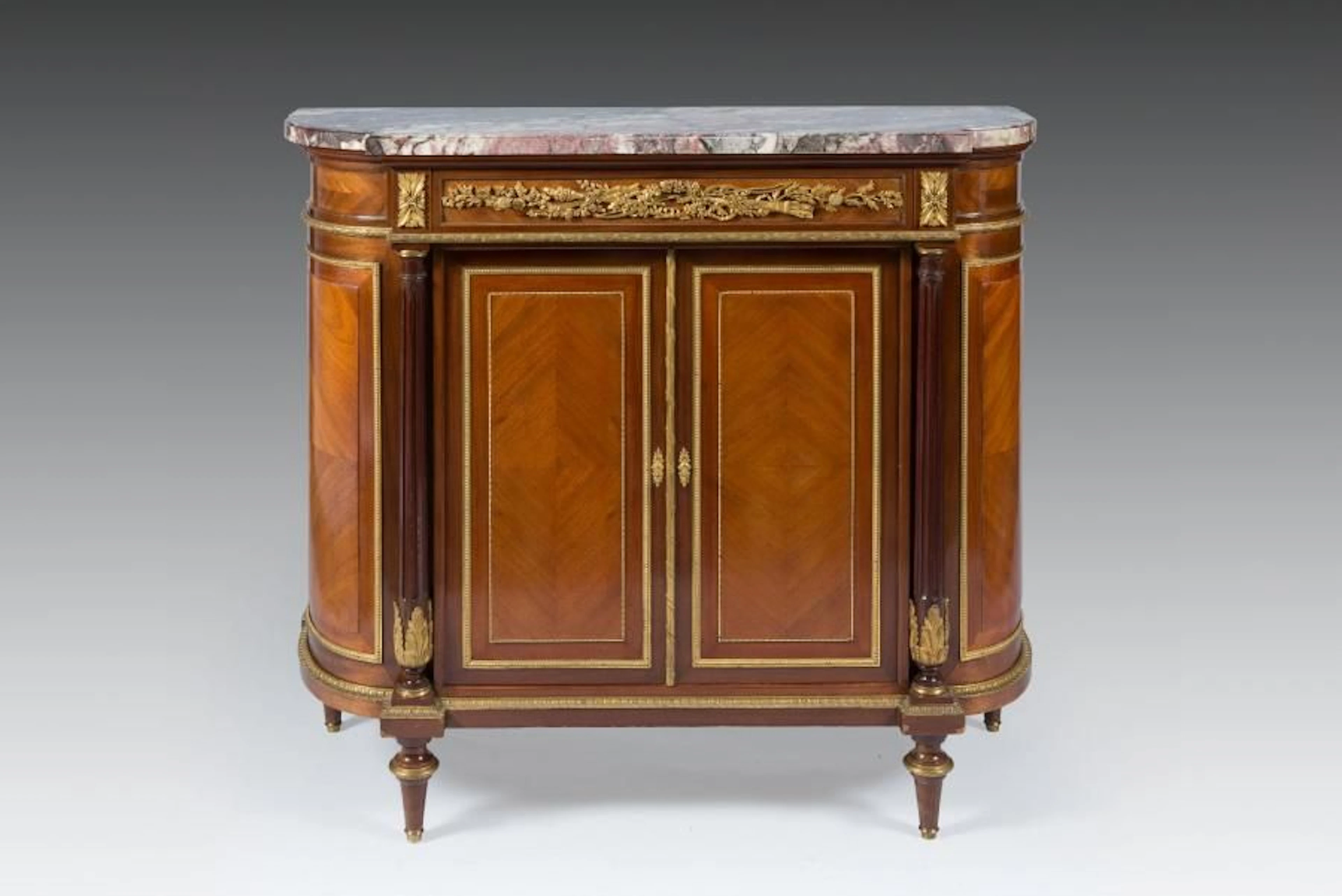 MEUBLE A HAUTEUR D'APPUI en acajou et placage... - Lot 155 - Varenne Enchères