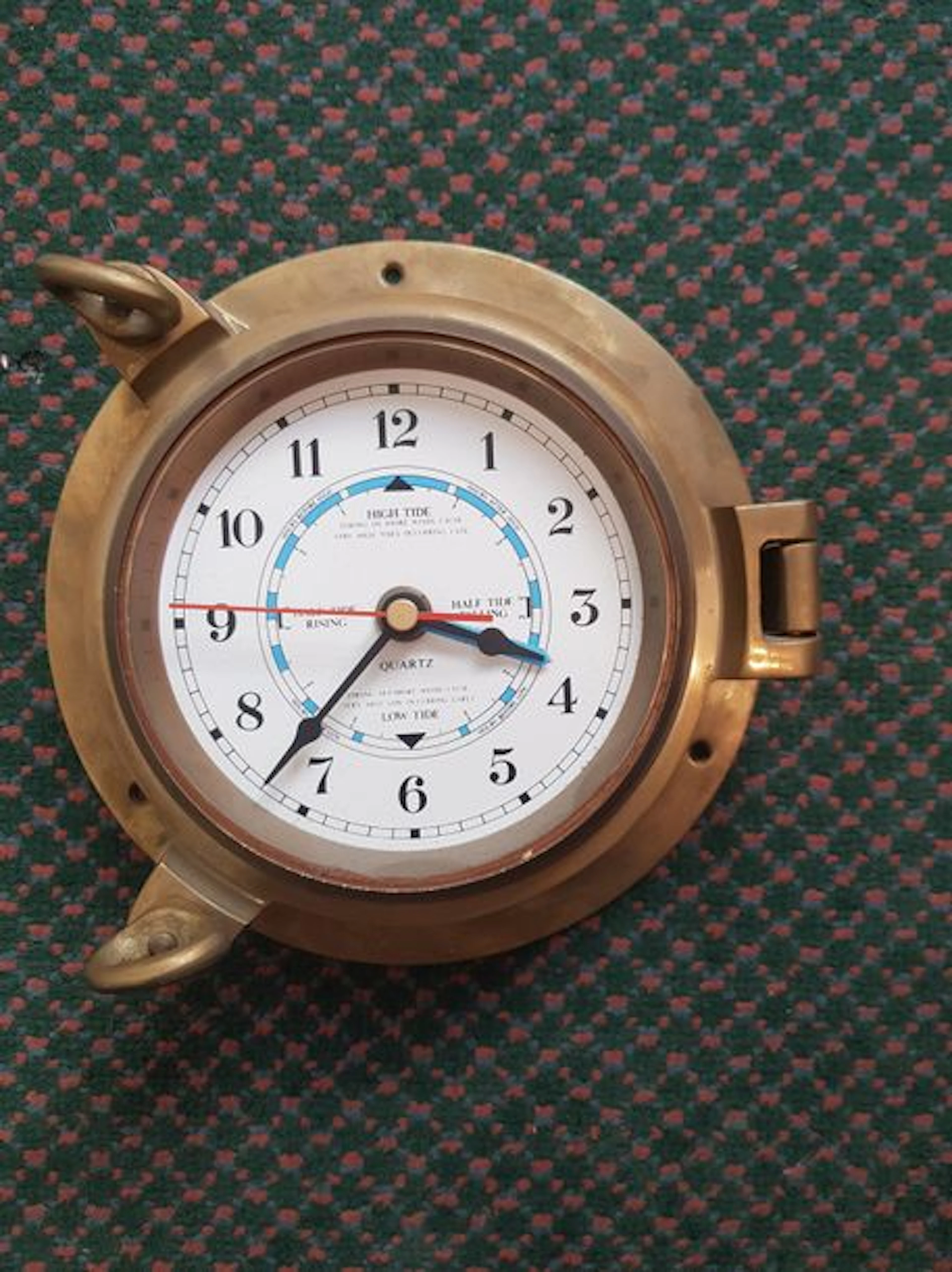 Horloge de bateau à mouvement quartz Junghans…