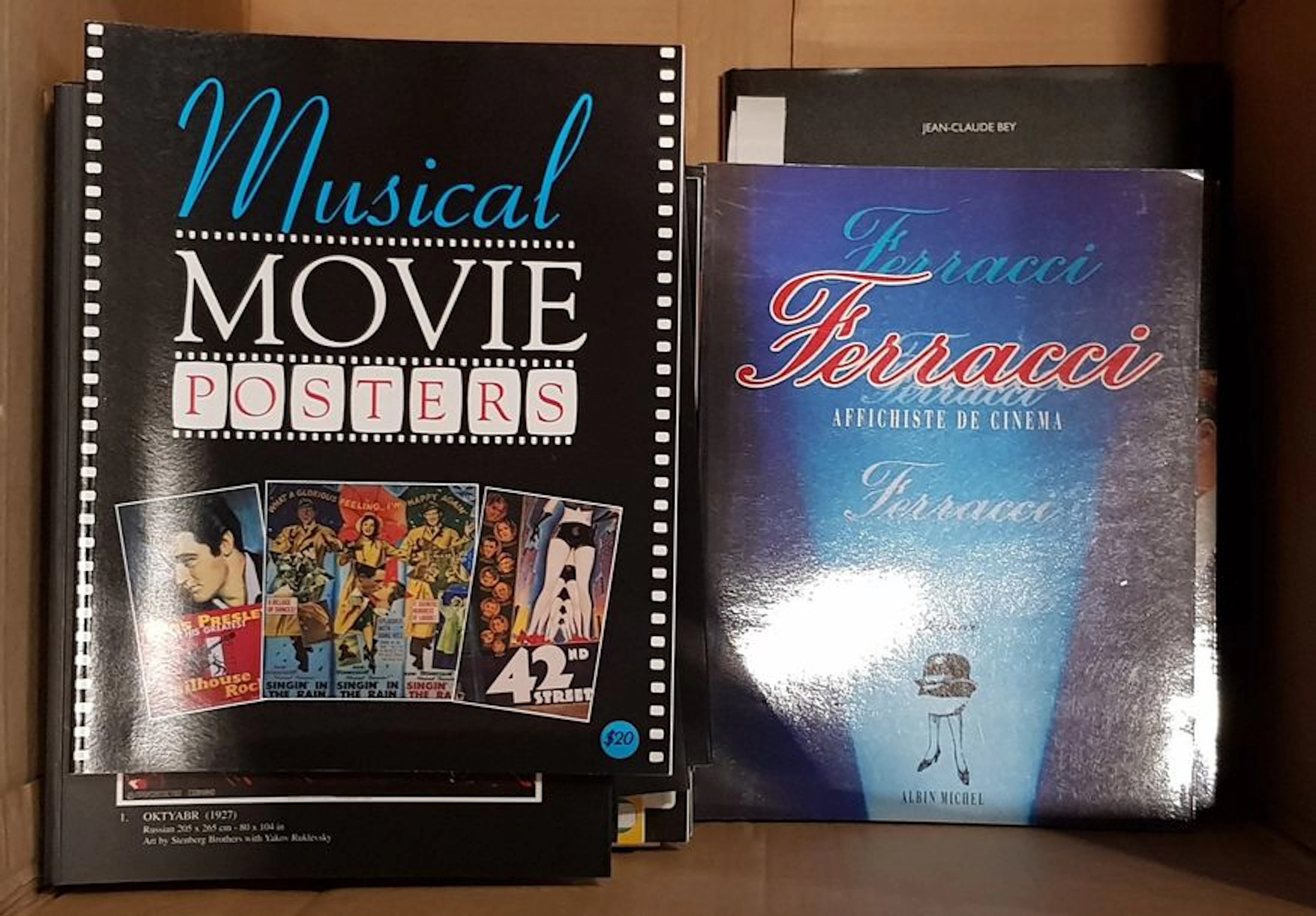 Important lot livres et de documentation…