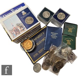 Various Elizabeth II Royal Mint uncirculated coin collection...