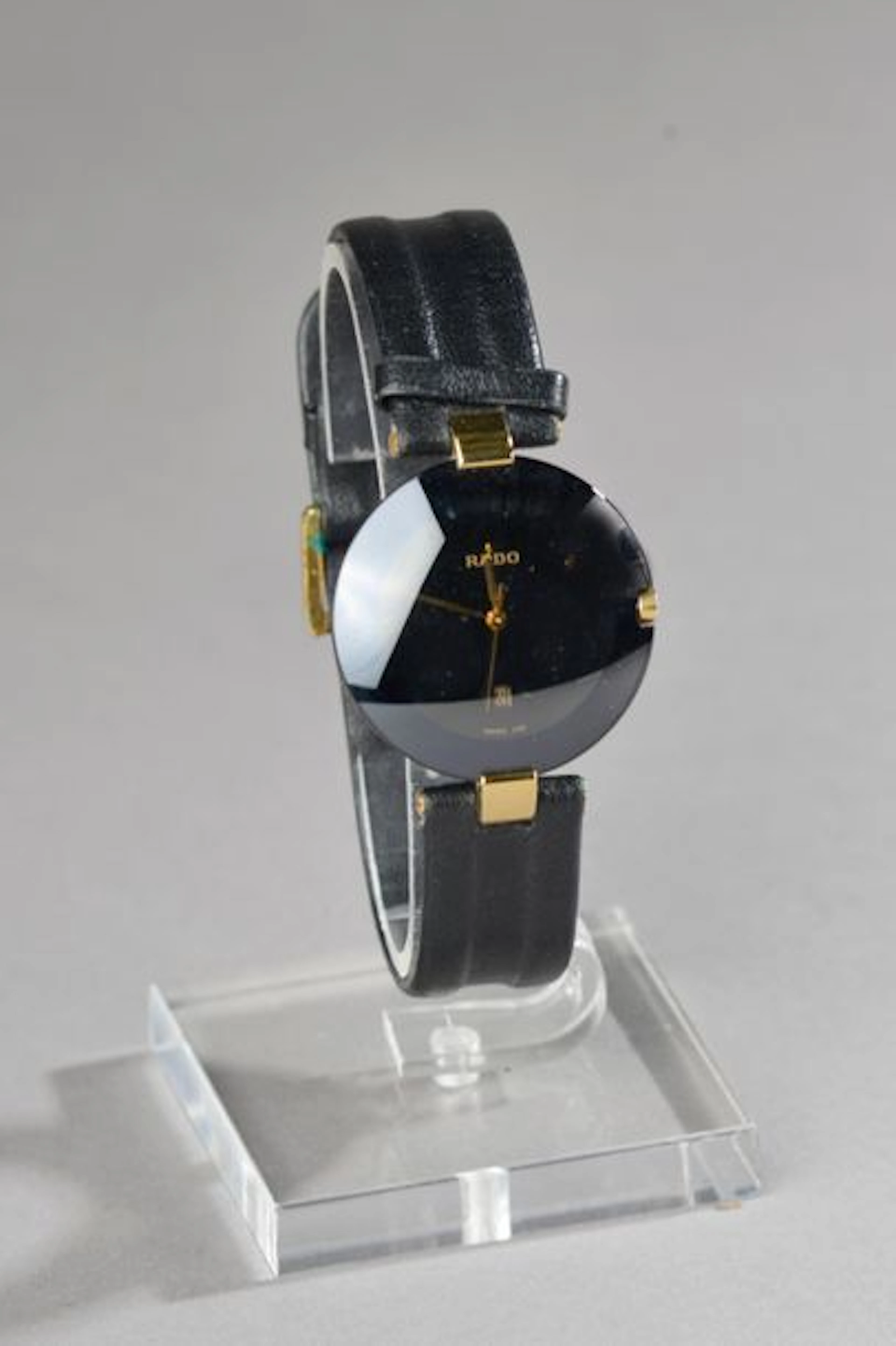 RADO. Montre bracelet modèle "Coupole" en...