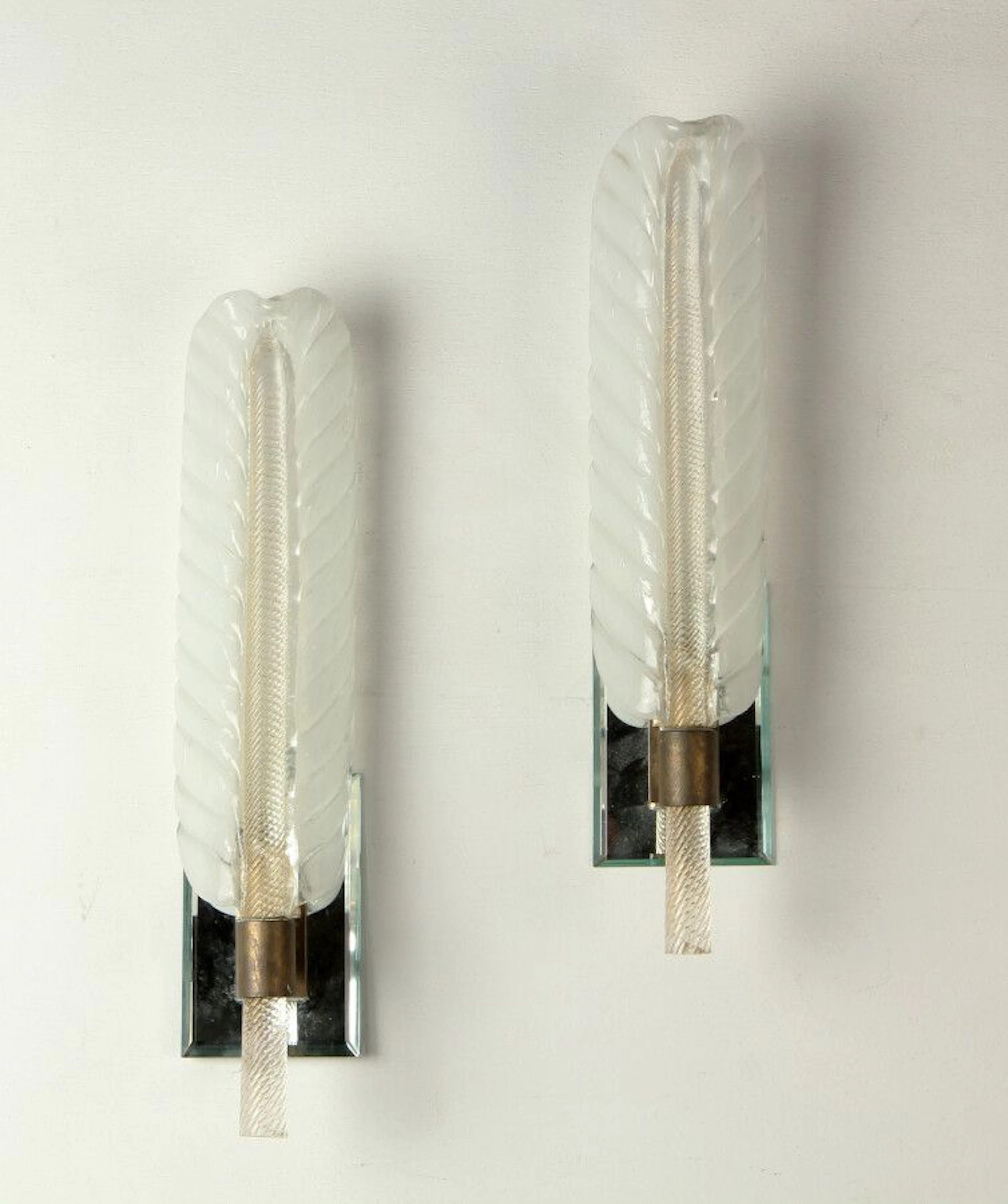 MURANO Véronèse Deux appliques feuille à... - Lot 92 - Libert Damien