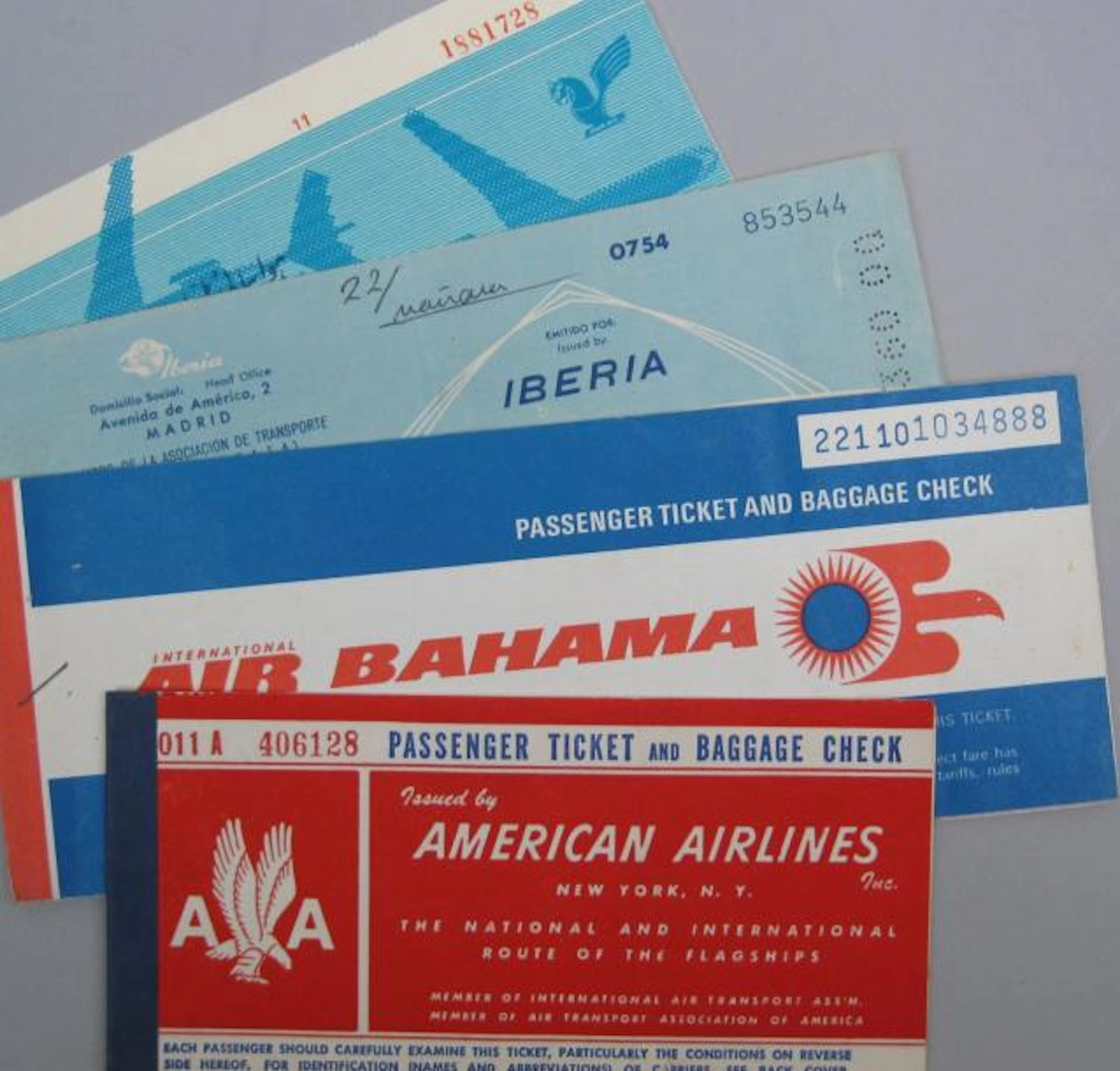 Billets d'avions 12