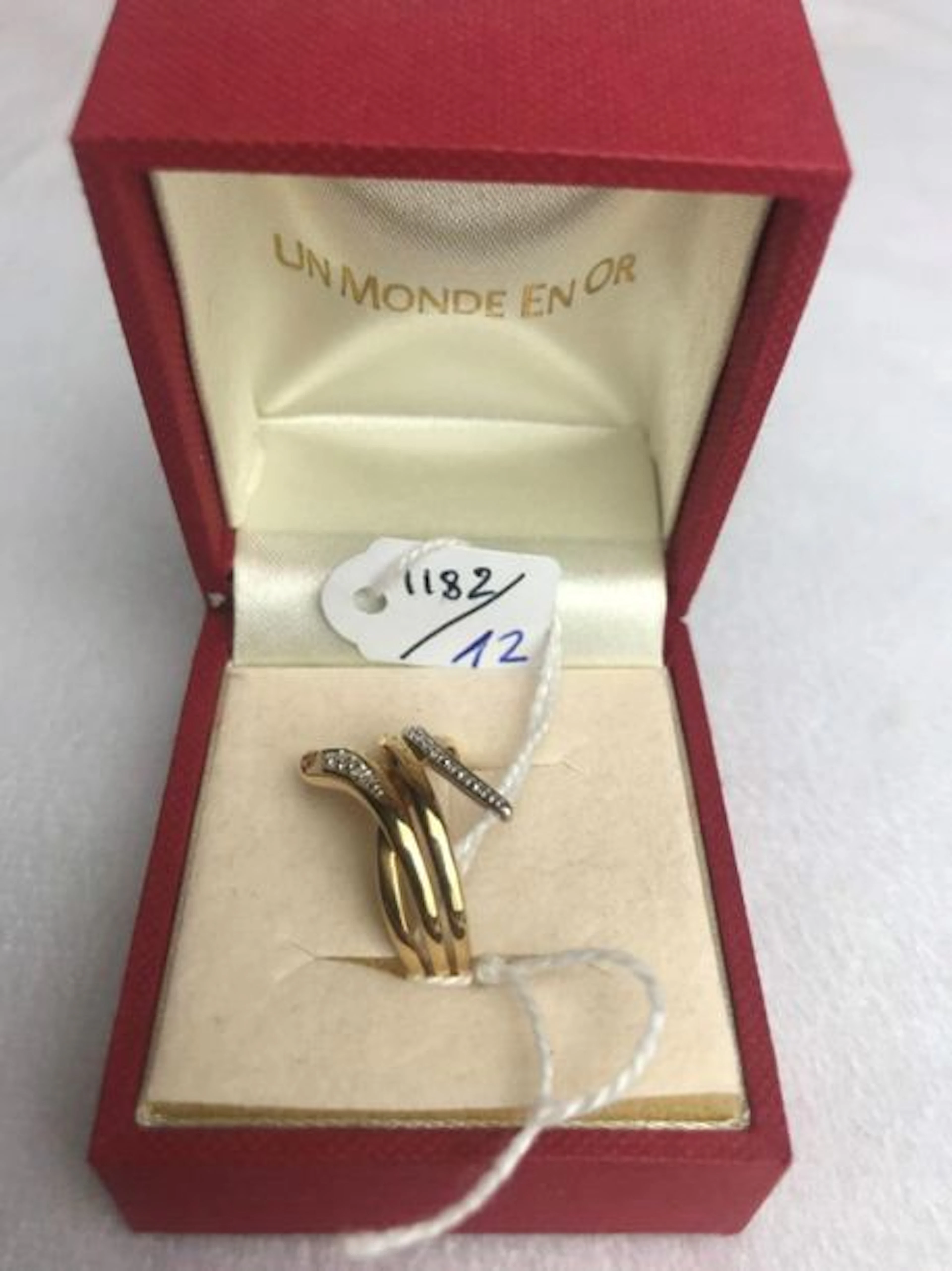 Bague en or et zirconium Tour de doigt en…