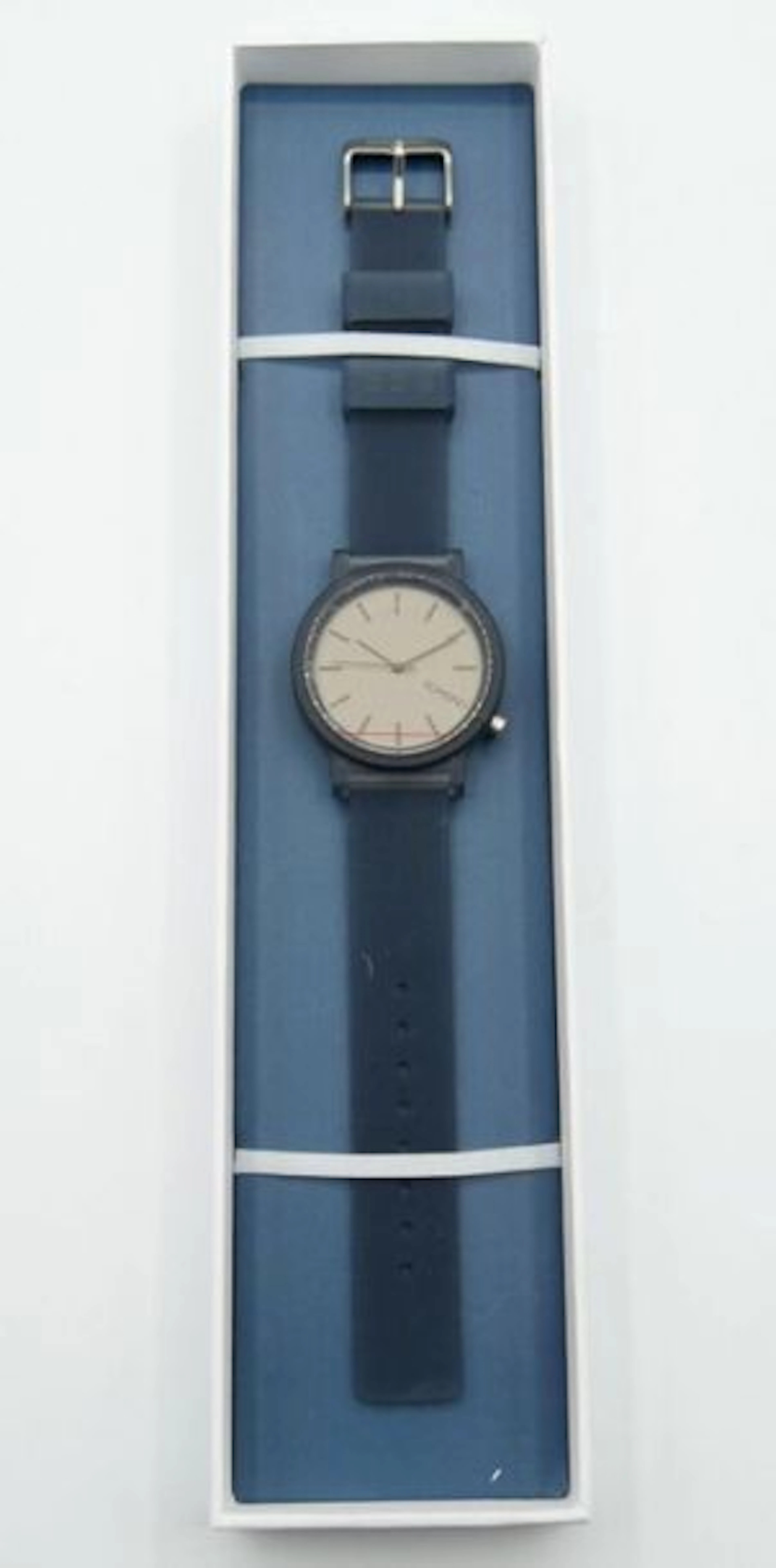 KOMONO, Paris Montre-bracel en acier et plastique…