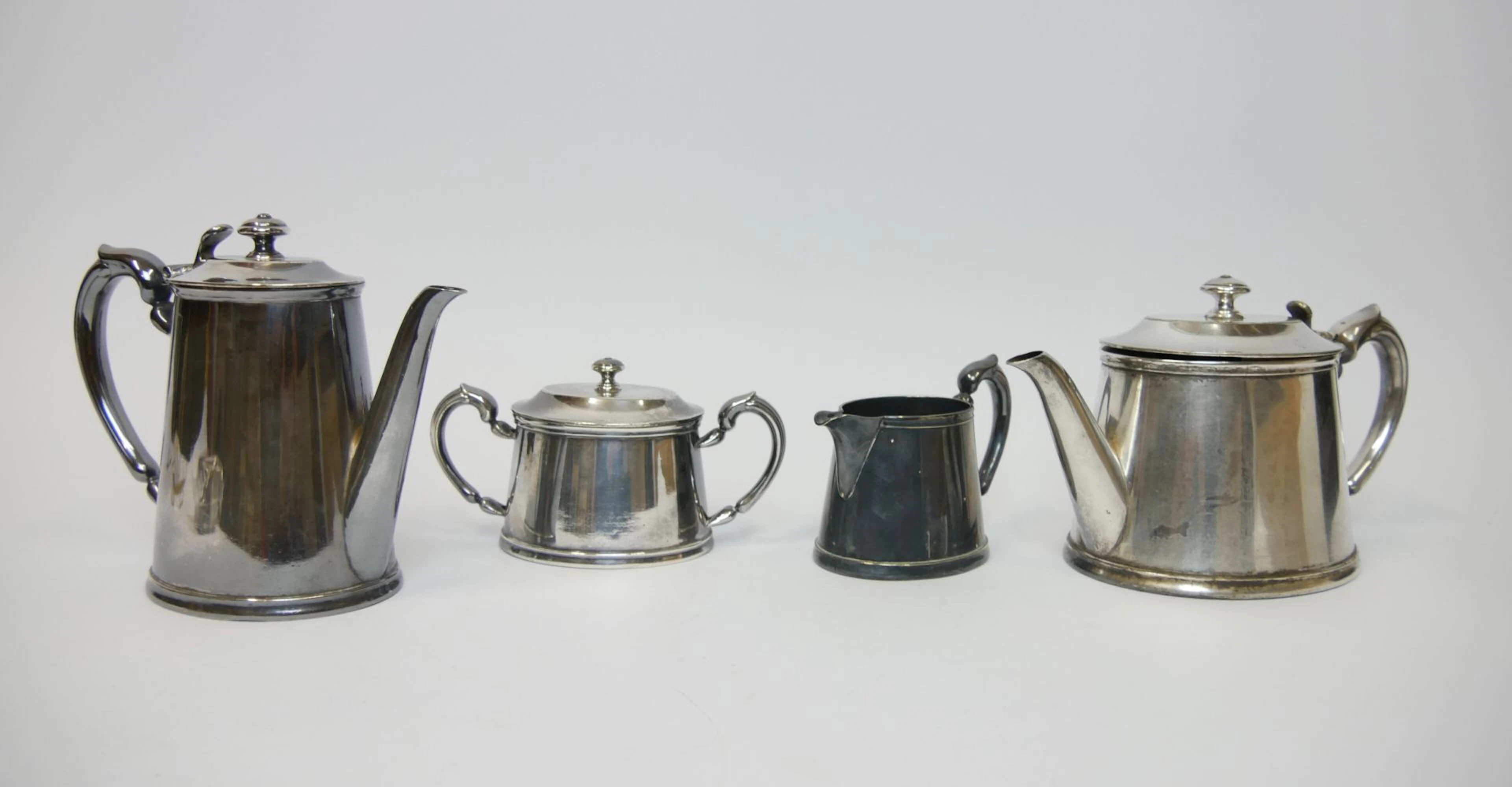 CHRISTOFLE Service thé et café en métal... - Lot 89 - Morand & Morand