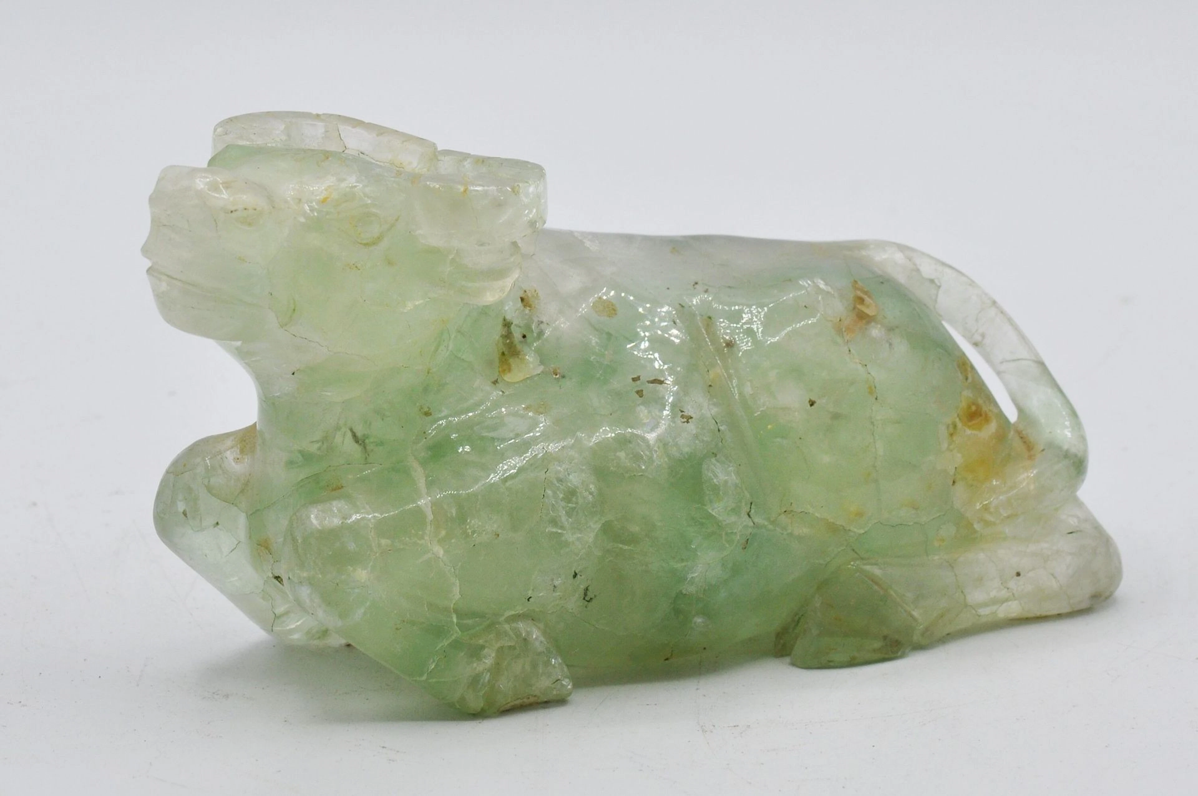 CHINE : Buffle d'eau en quartz nuancé verte,... - Lot 200 - Morand & Morand
