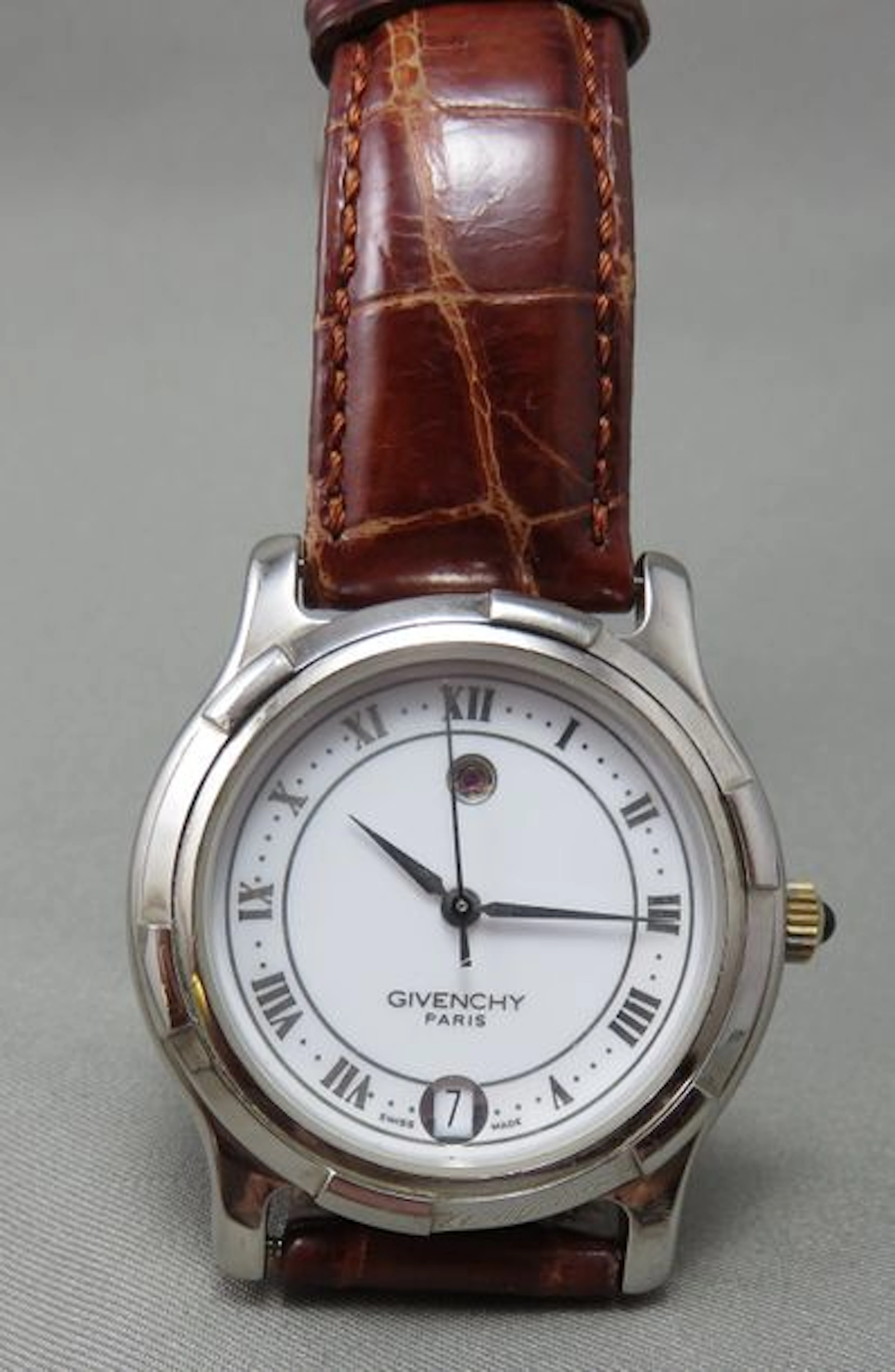 Givenchy Paris. Montre Bracelet d'homme "Squelette"…