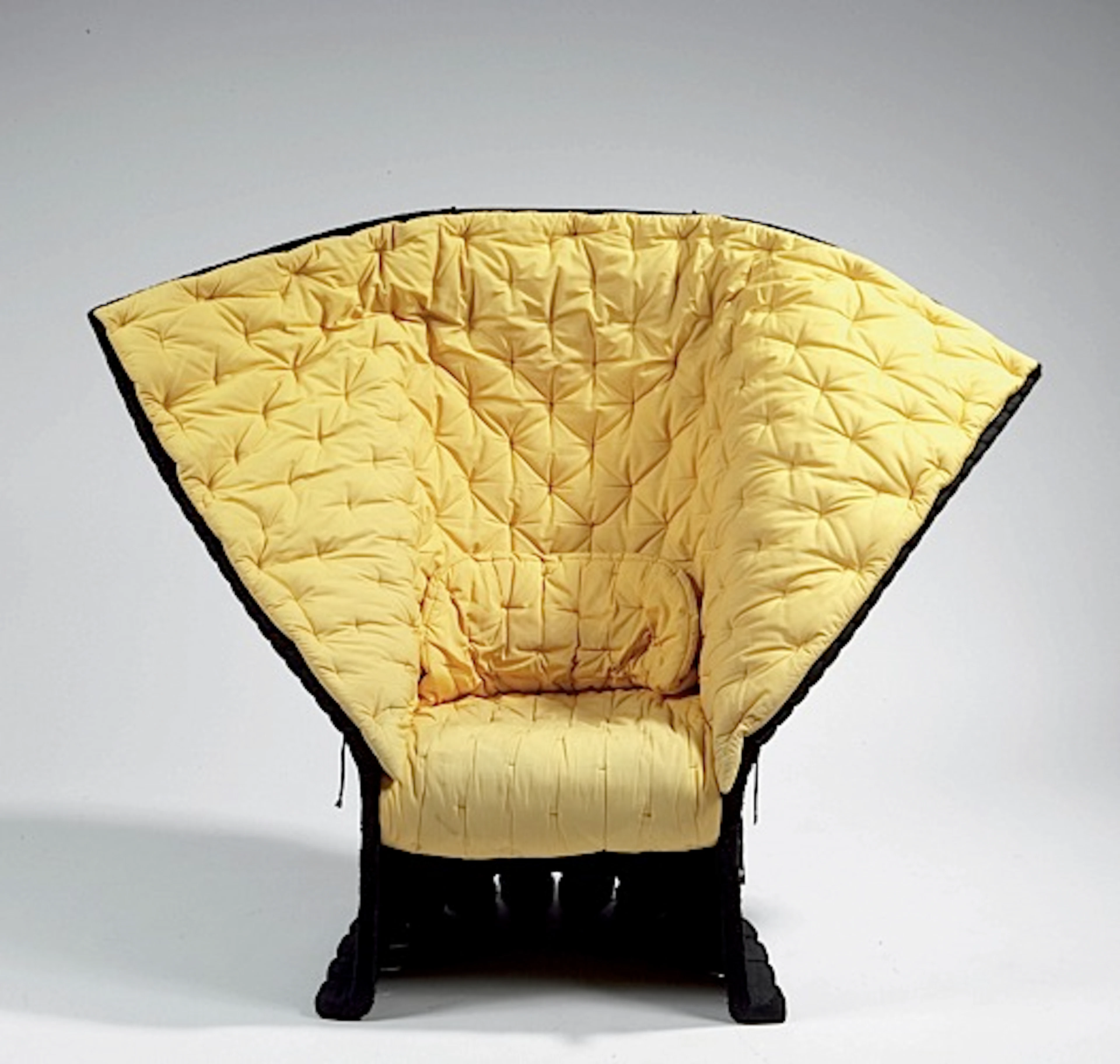 Gaetano PESCE (Né en 1939) Fauteuil modèle I Feltri - 1987 Structure