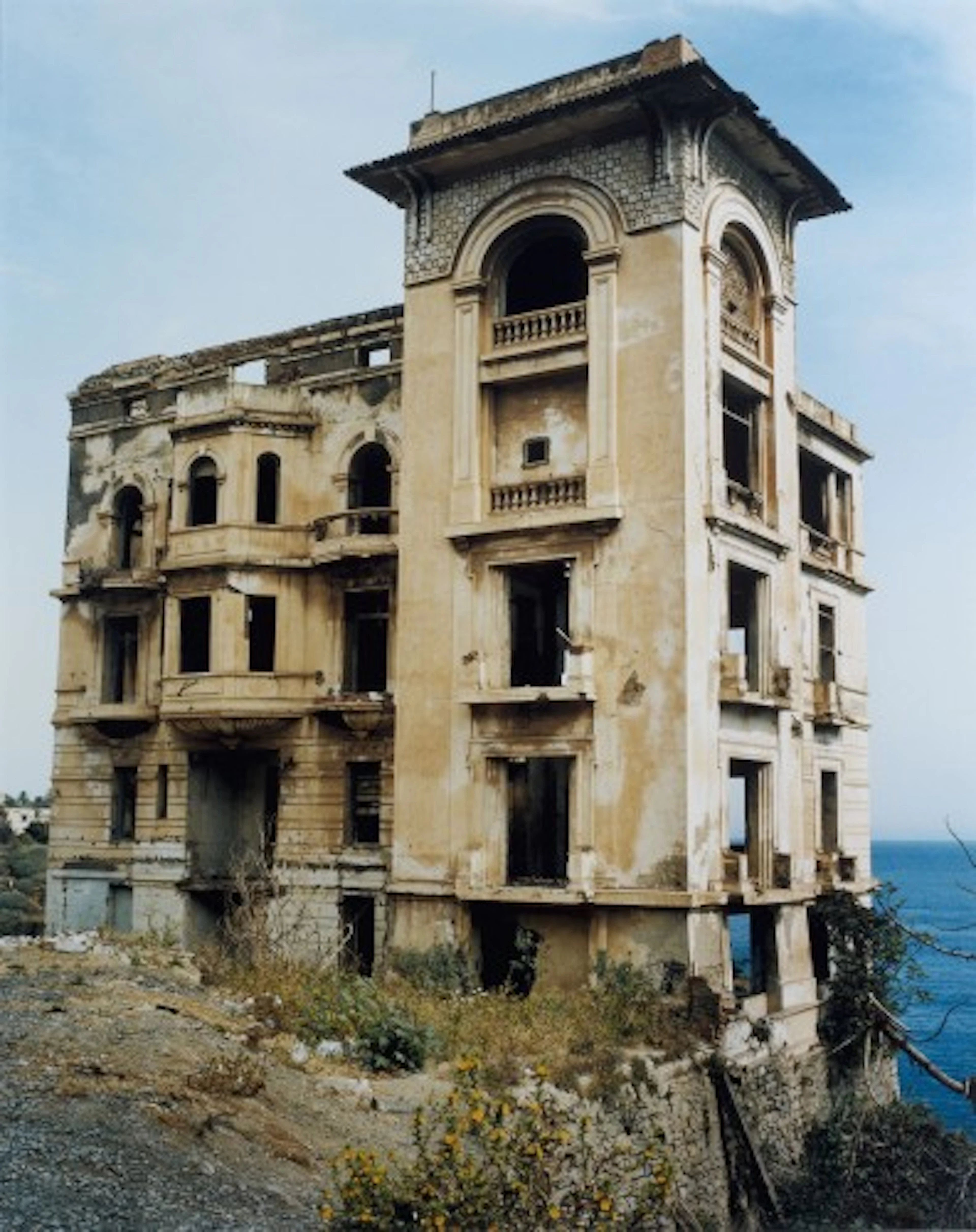 Zineb SEDIRA (née en 1963) HAUNTED HOUSE I,II,III (triptyque), 2006