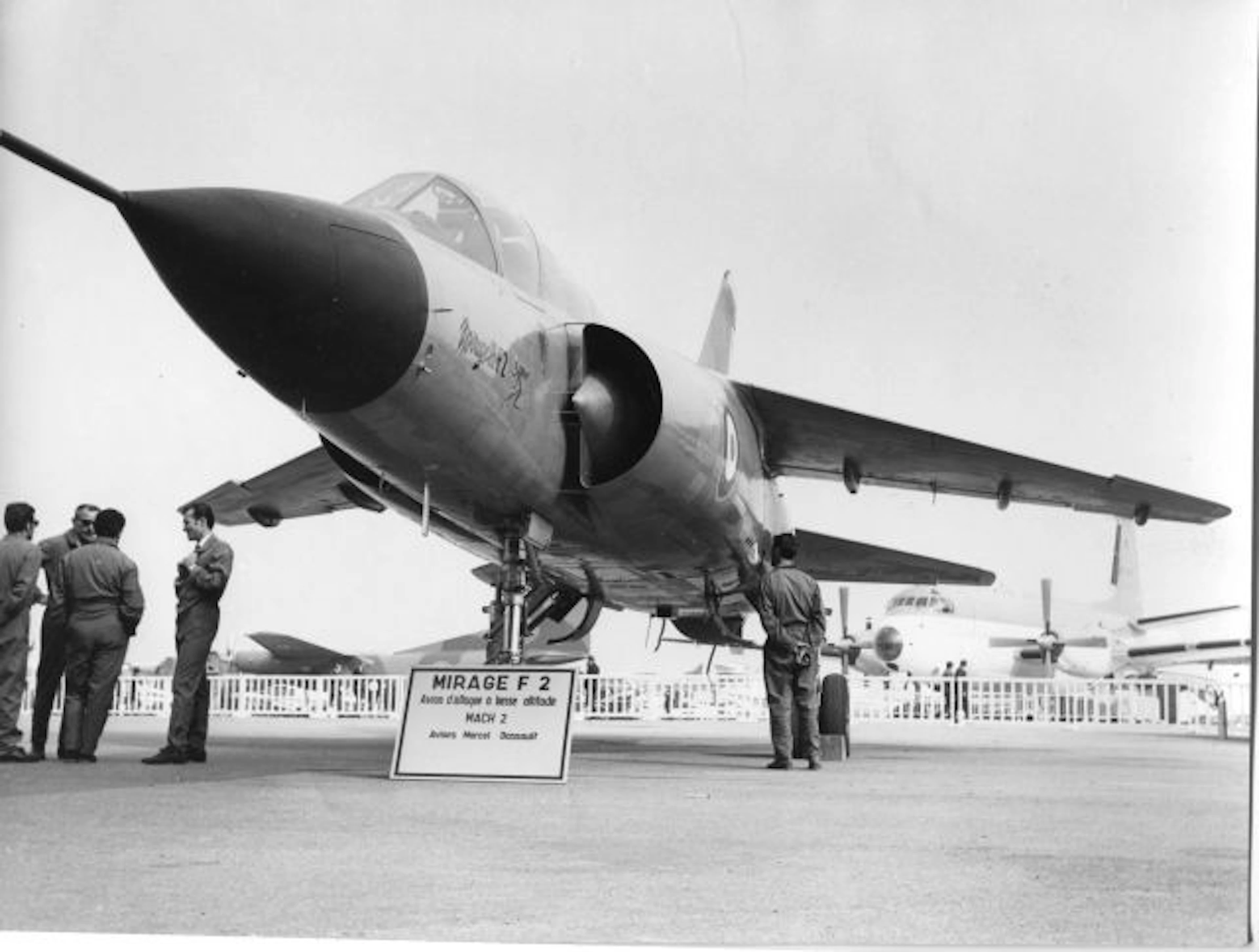 DASSAULT AVIATION Mirages IV, F2, Super Mirage F1