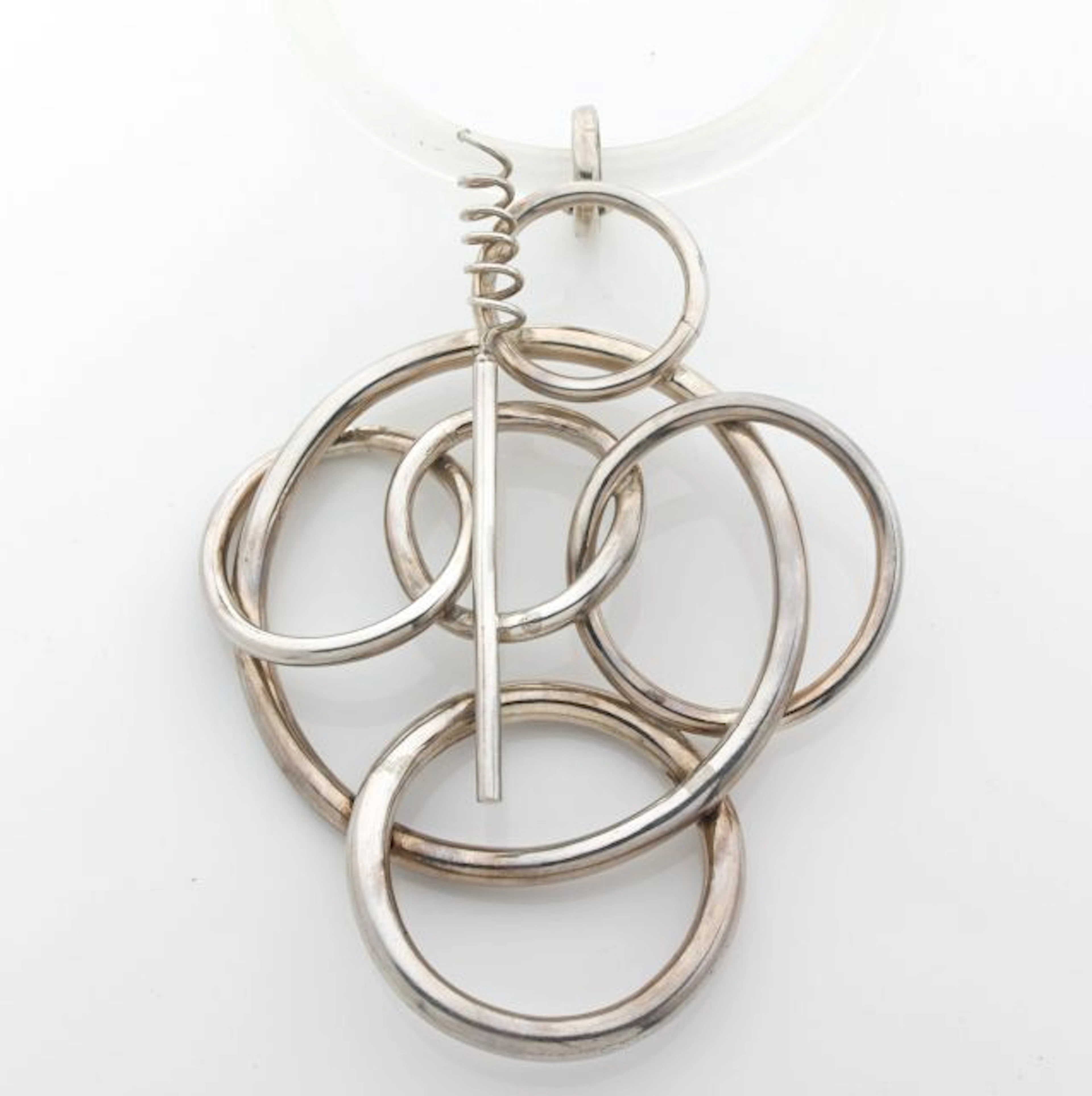 LALAOUNIS Pendentif en argent dessinant une suite imbriquée de cercles fixes