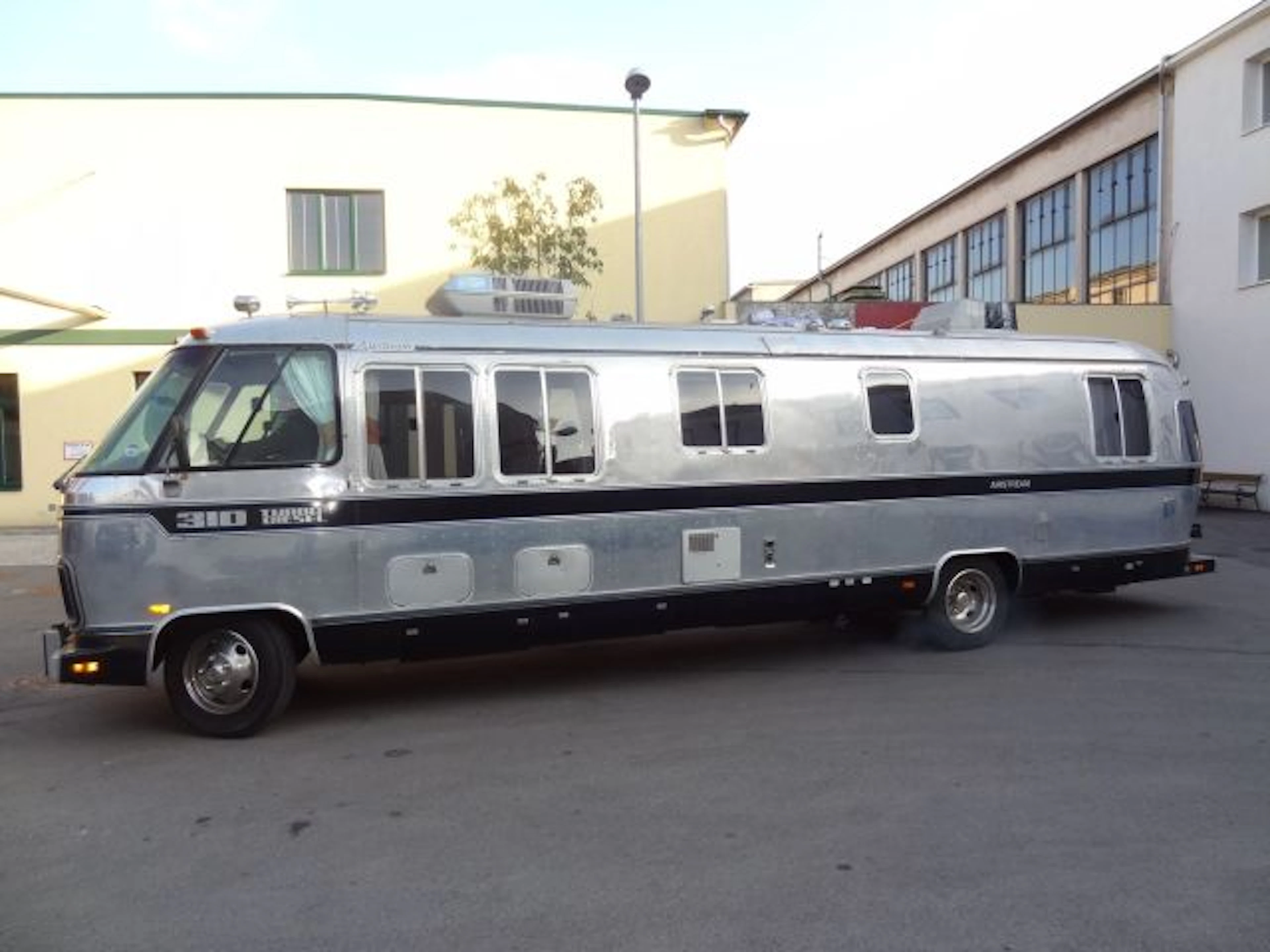 1982 Airstream Classic 310 No reserve