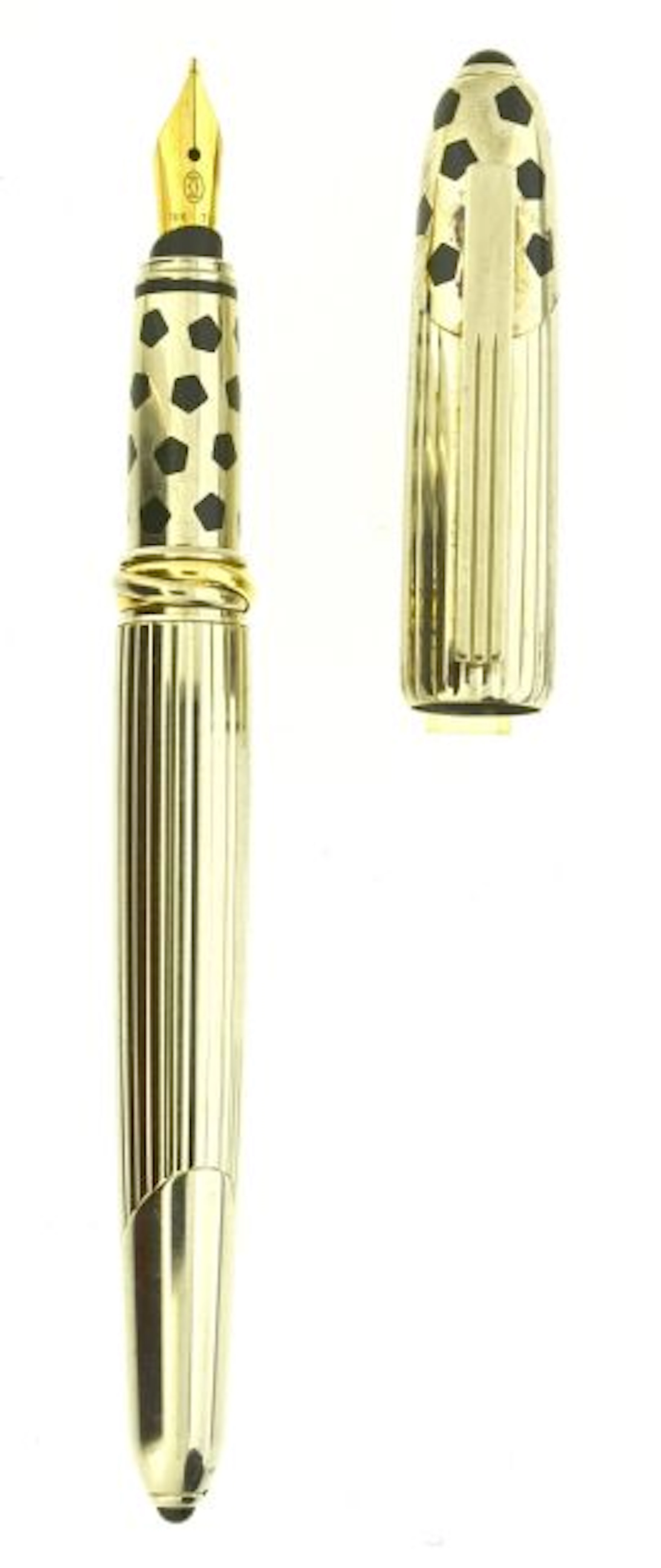 CARTIER Panthère, stylo plume plaqué palladium décor godron. Bague